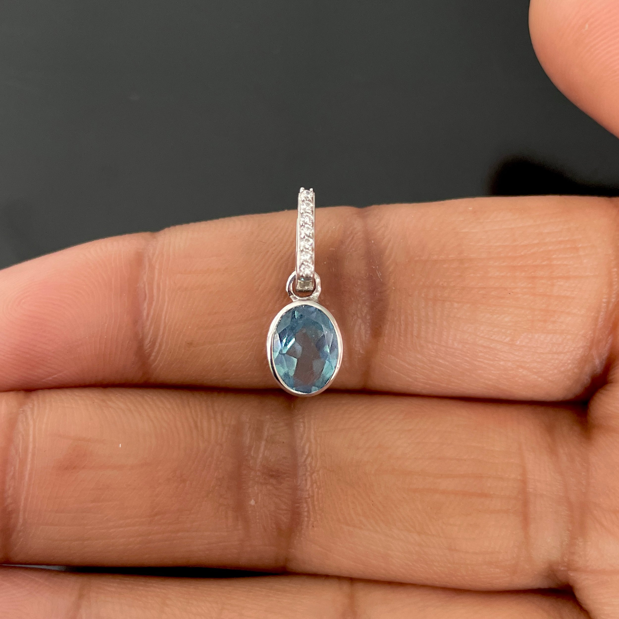Aquamarine & White Topaz Pendant-(AQM-RDP-792.)