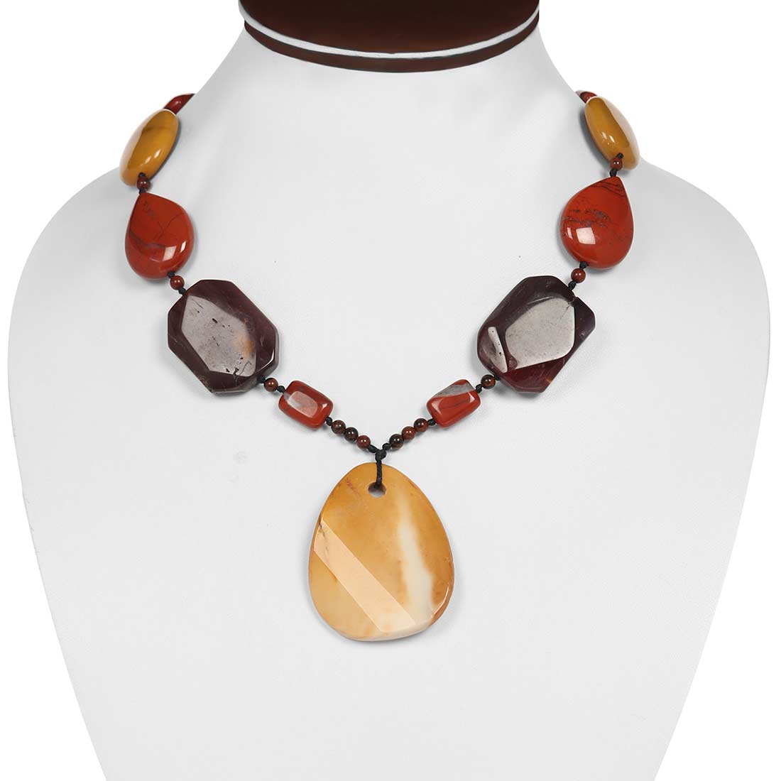 beaded-necklace-bdd-12-1790