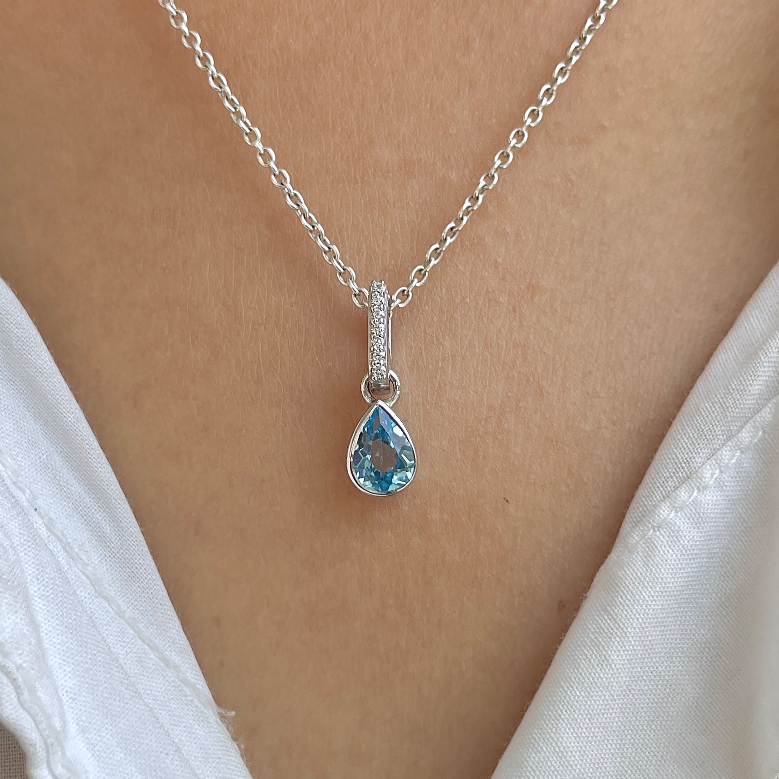 Blue Topaz & White Topaz Pendant-(BTZ-RDP-779.)