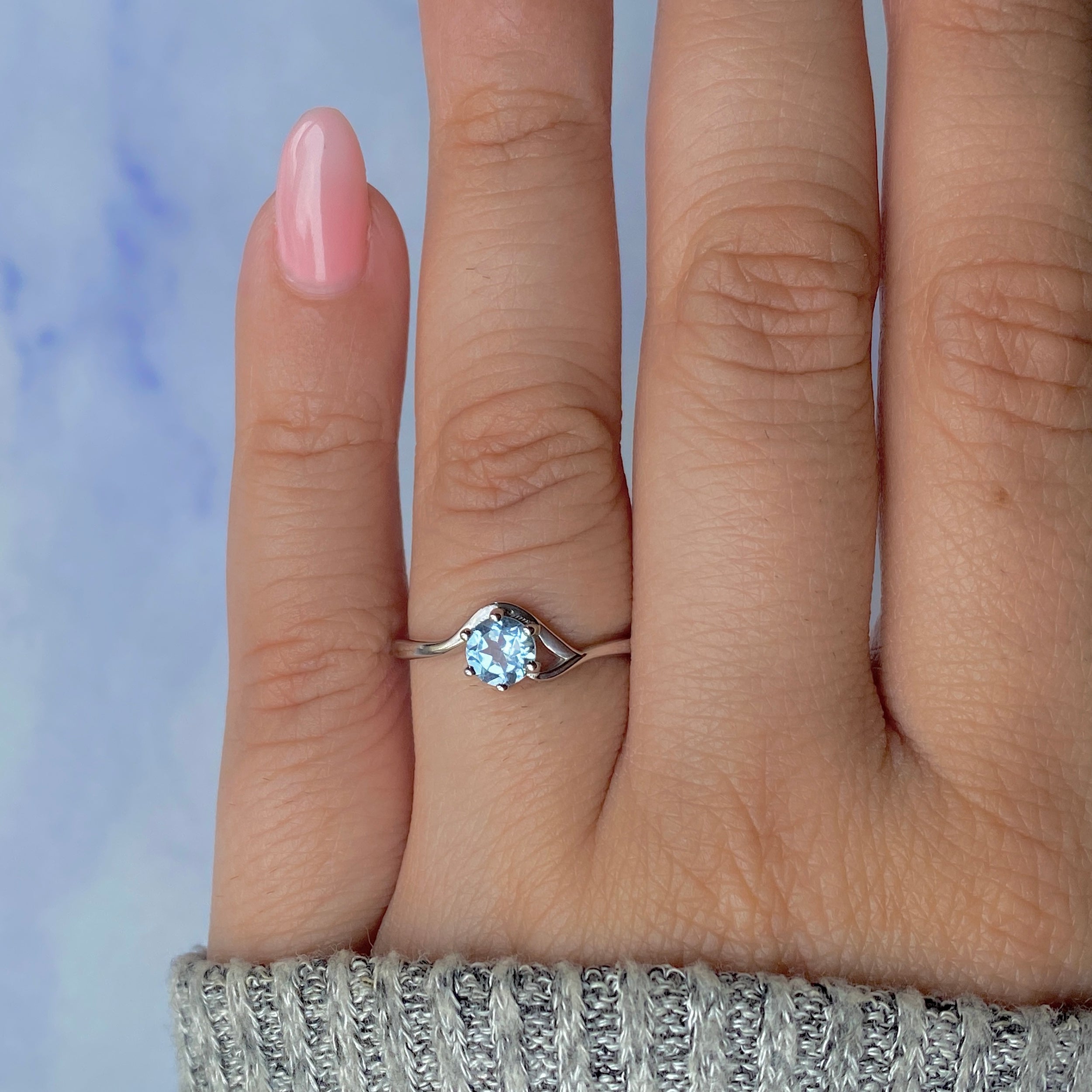 Blue Topaz Ring-(BTZ-RDR-4.)
