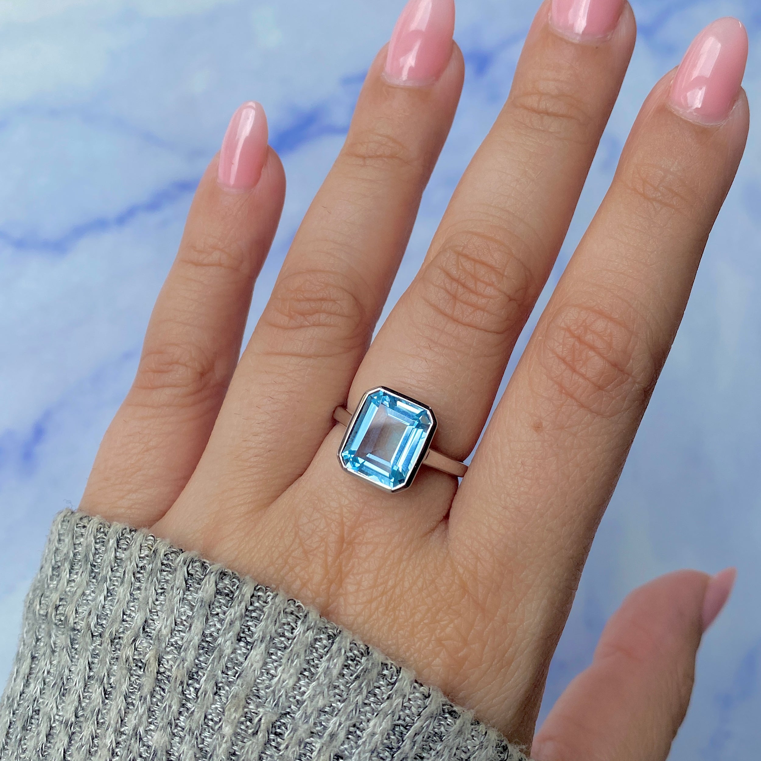 Blue Topaz Ring-(BTZ-RDR-1752.)