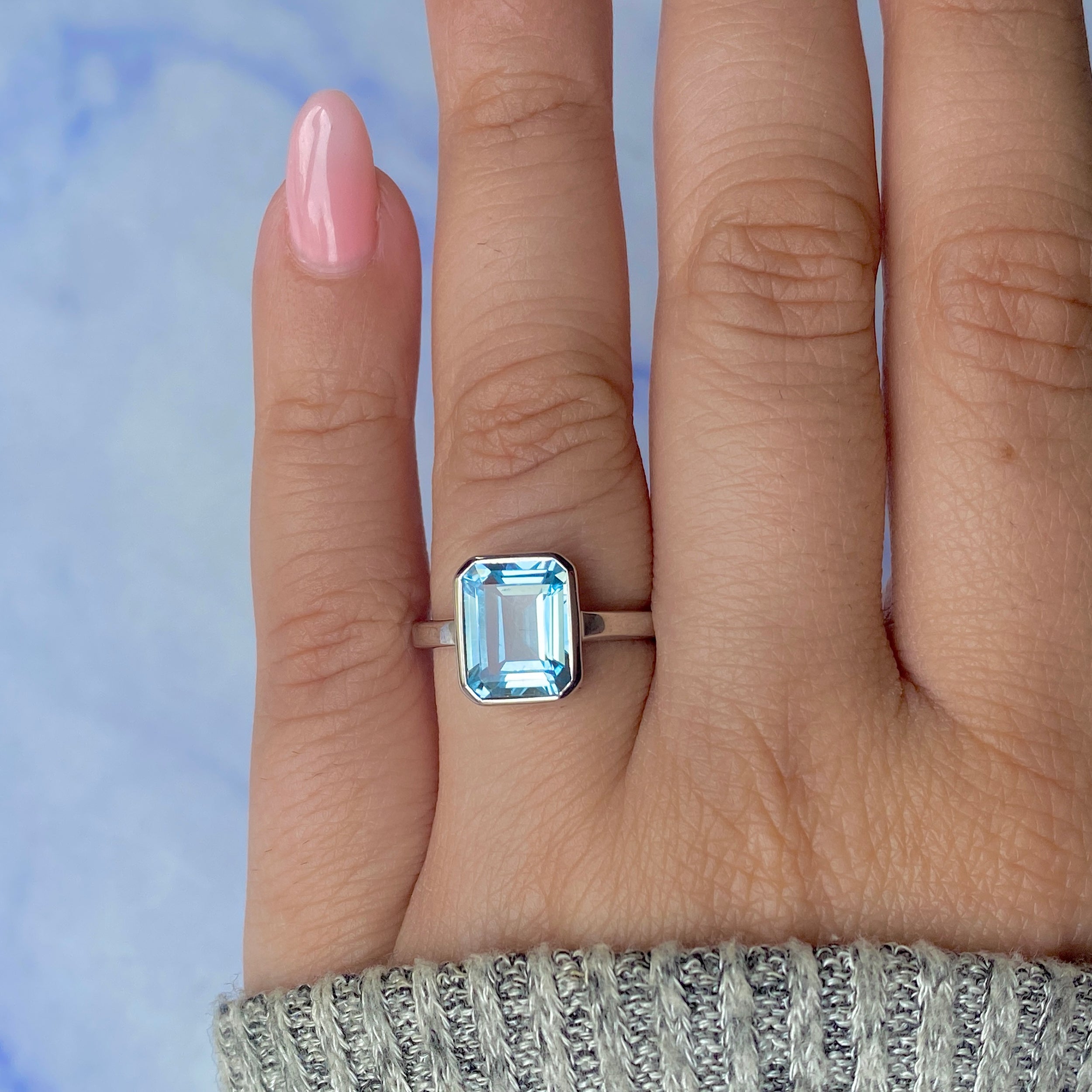 Blue Topaz Ring-(BTZ-RDR-1926.)