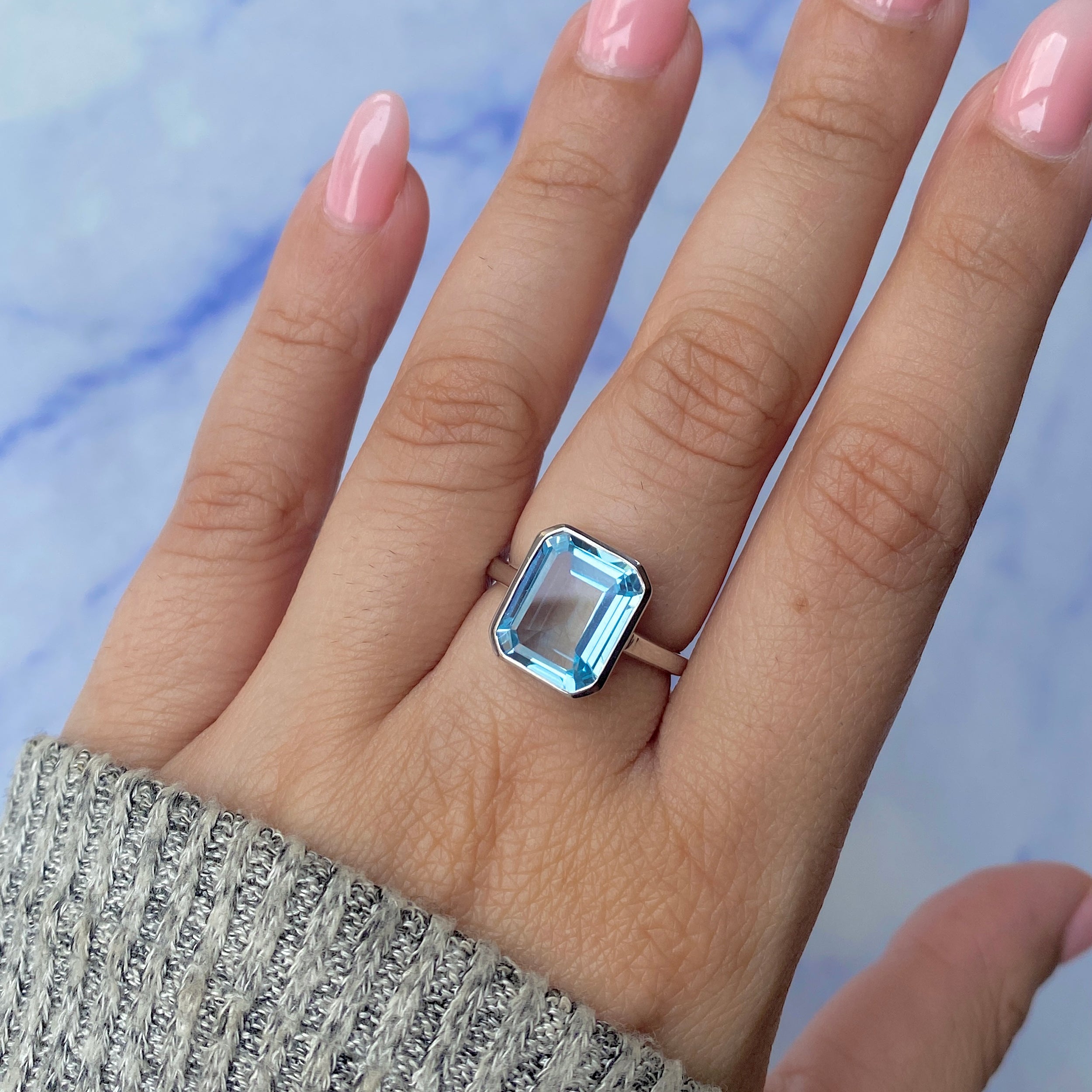 Blue Topaz Ring-(BTZ-RDR-1927.)