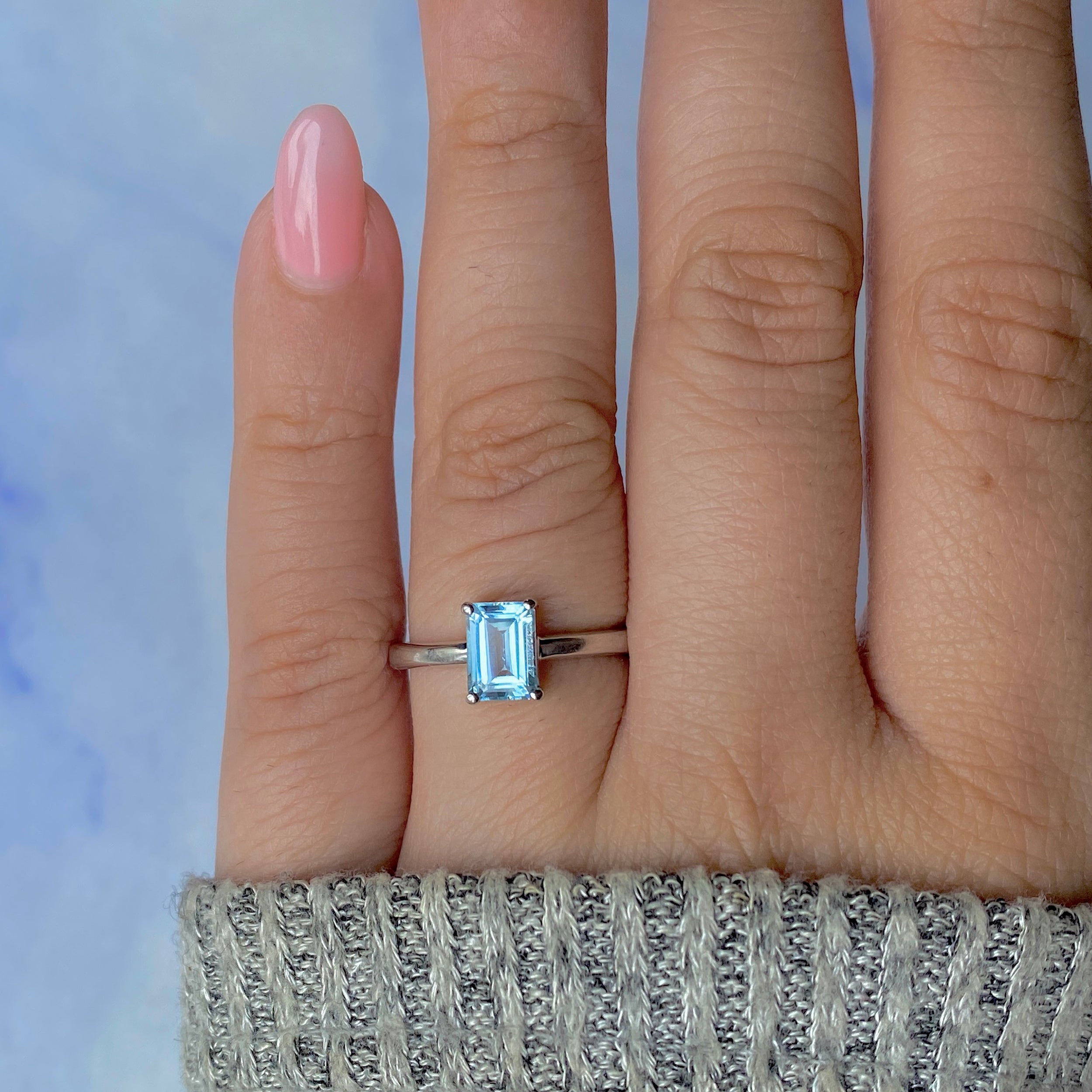 Blue Topaz Ring-(BTZ-RDR-241.)