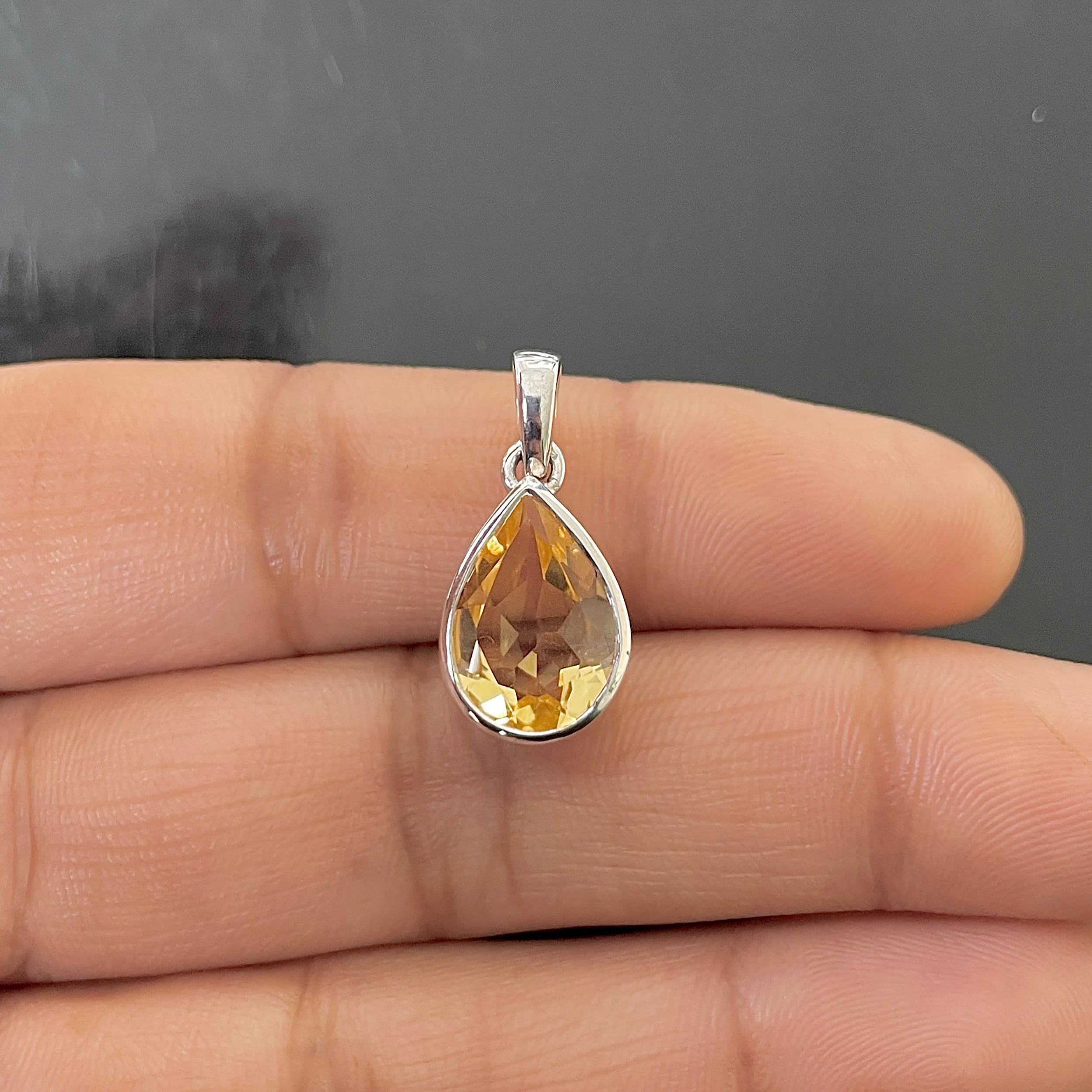Citrine Pendant-(CIT-RDP-470.)