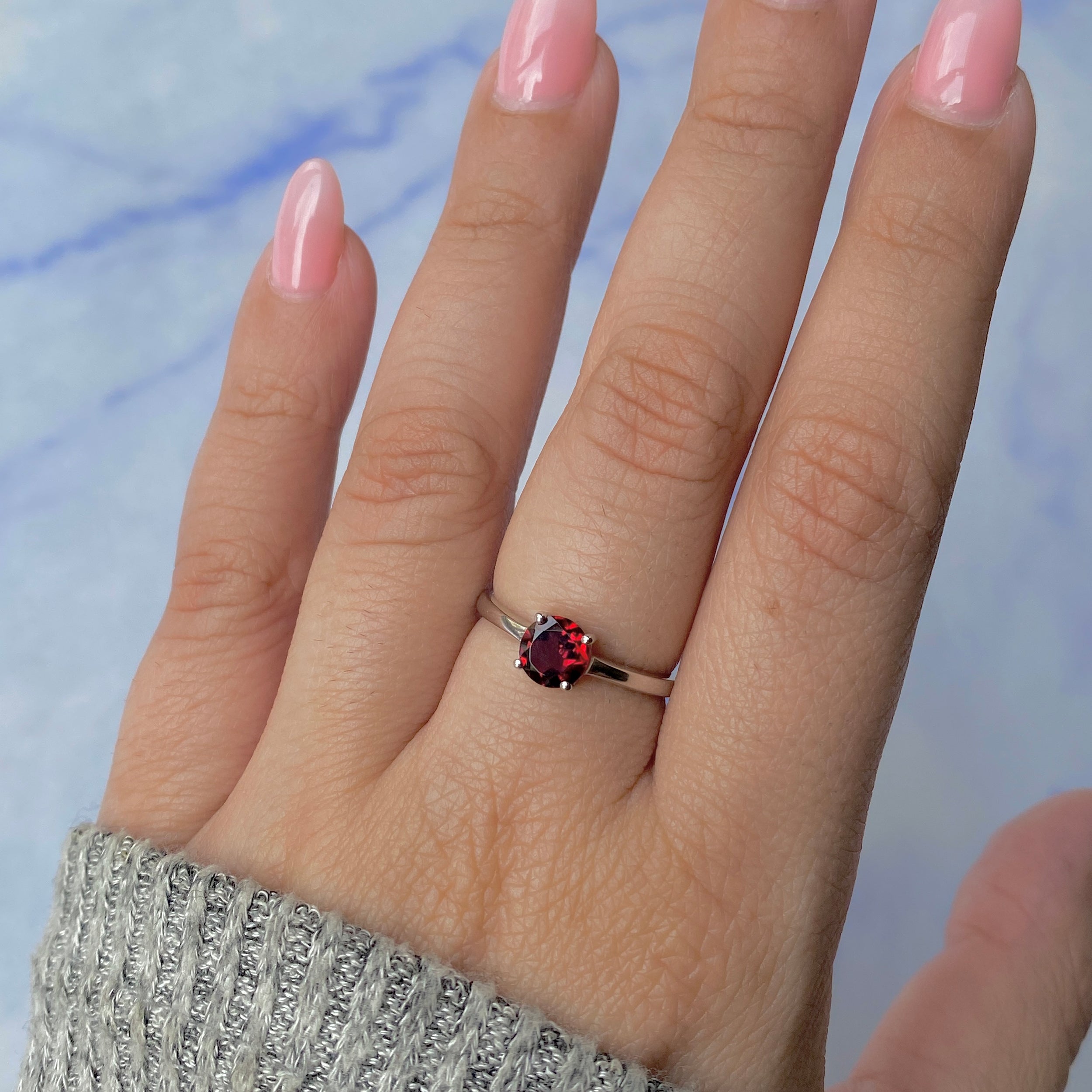 Garnet Ring-(GAR-RDR-236.)
