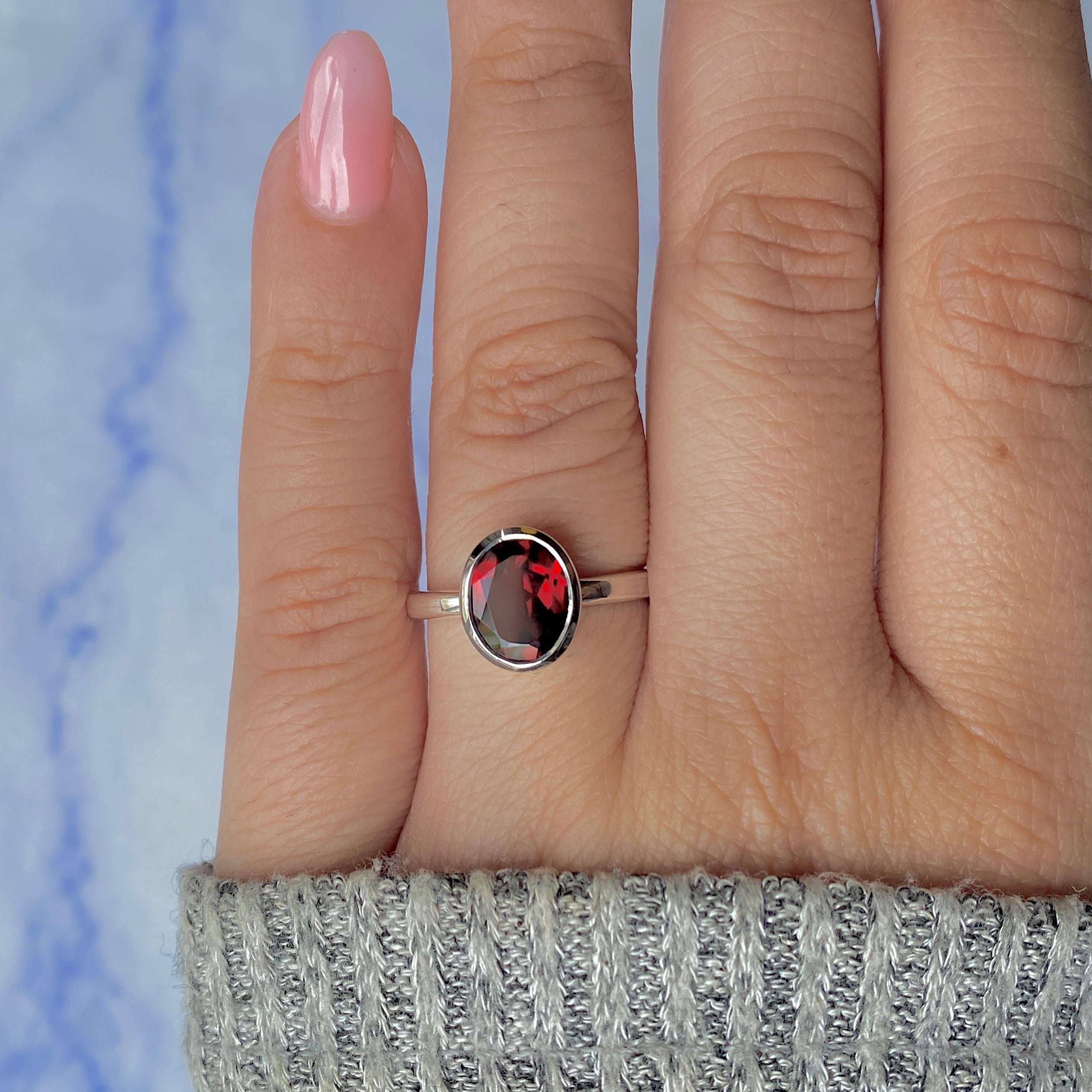 Garnet Ring-(GAR-RDR-251.)