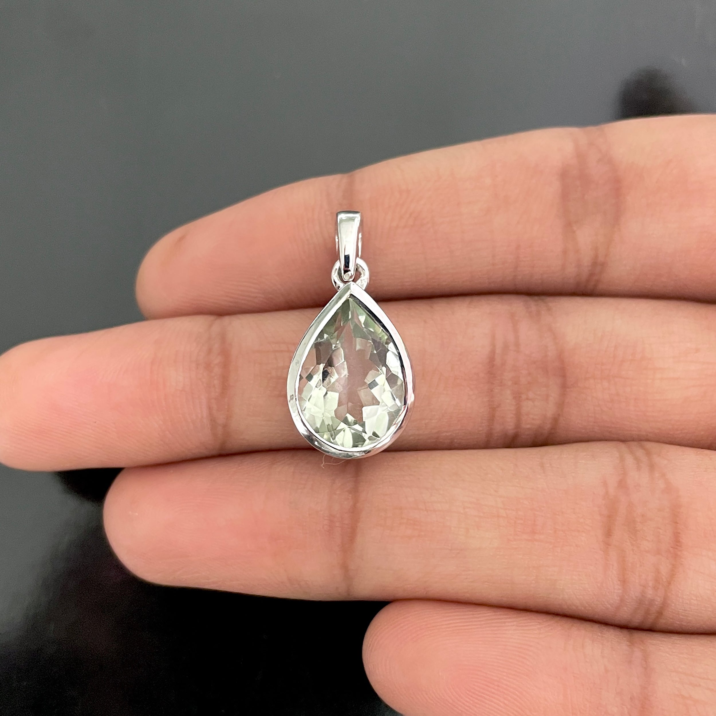Green Amethyst Pendant-(GRA-RDP-463.)