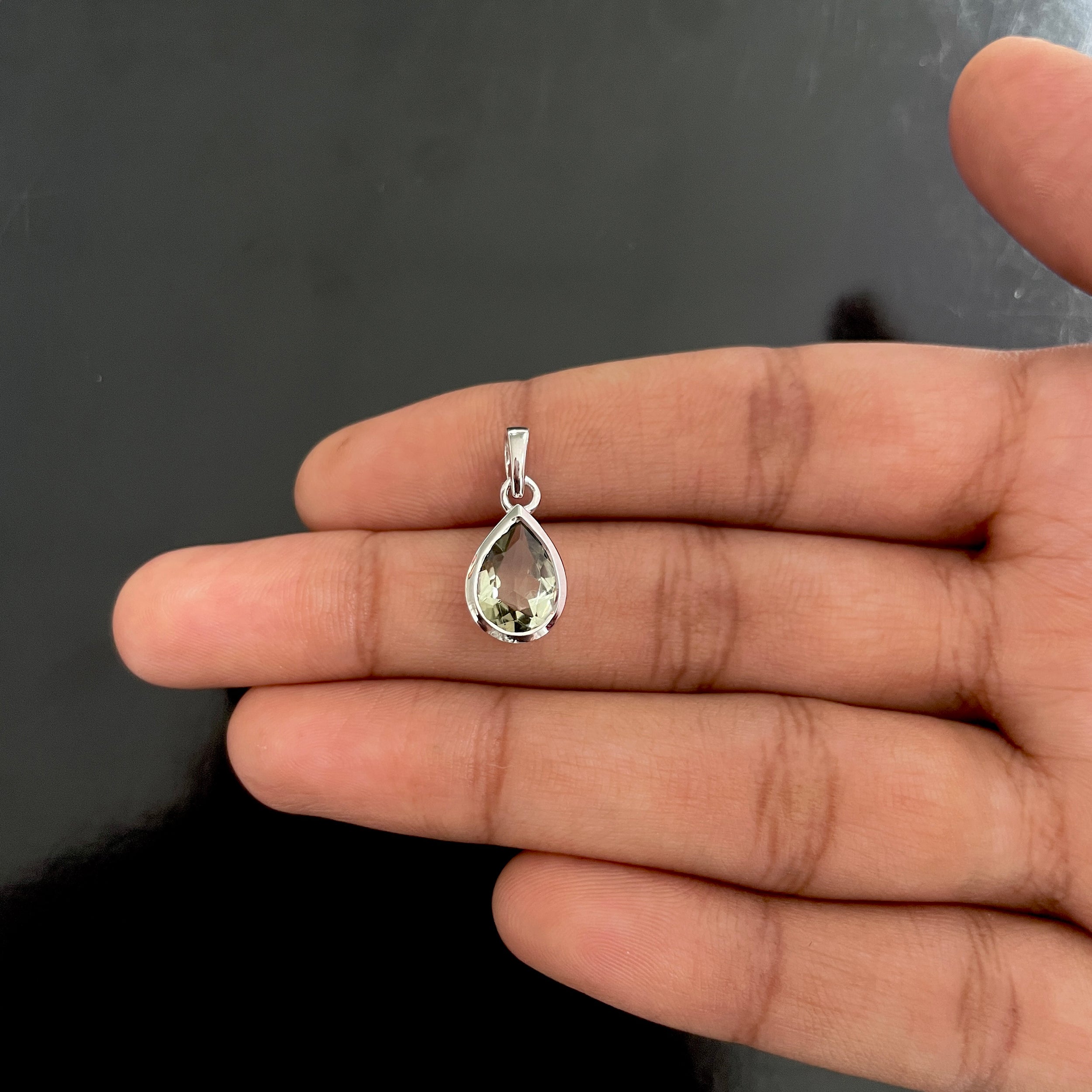 Green Amethyst Pendant-(GRA-RDP-468.)