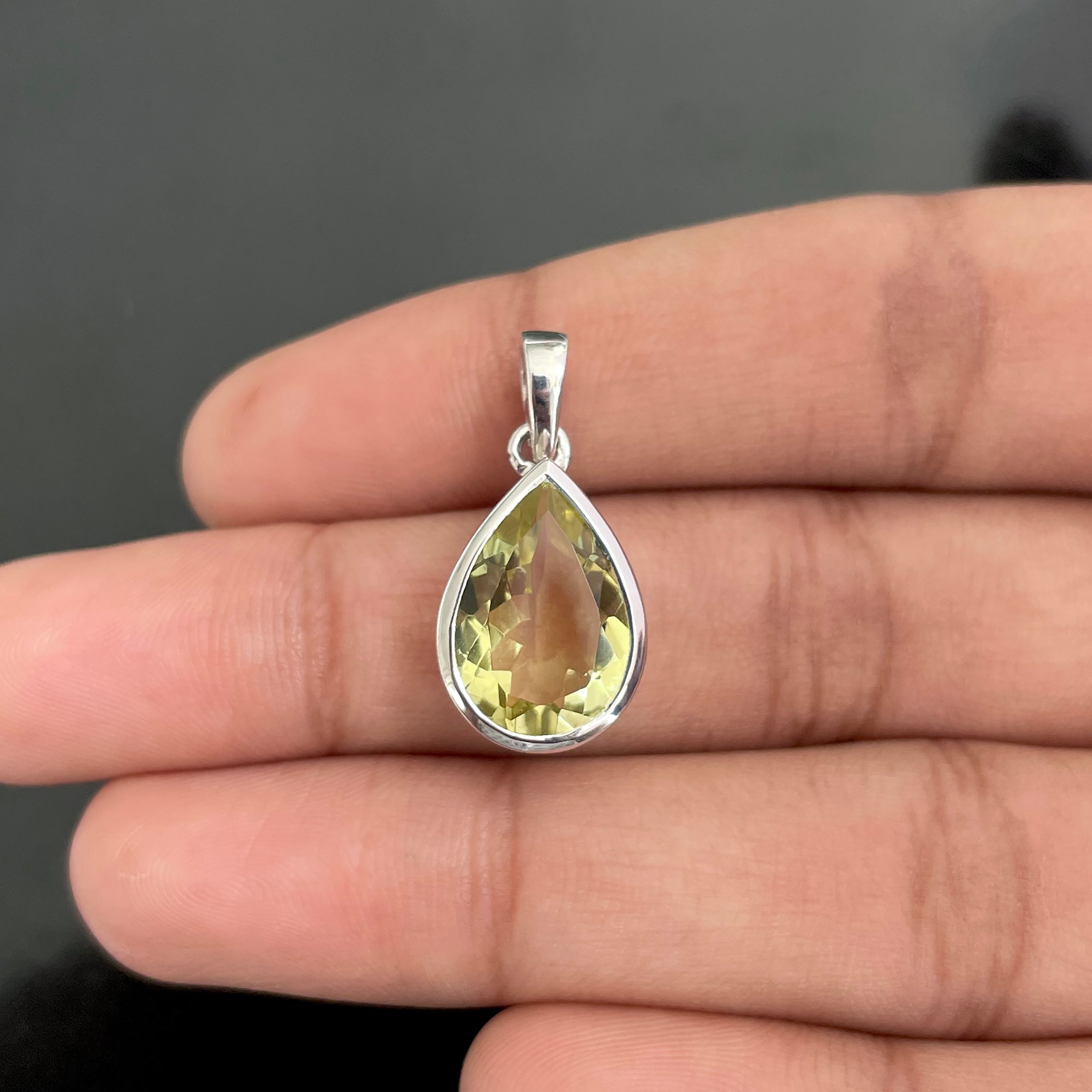 Lemon Quartz Pendant-(LEM-RDP-463.)