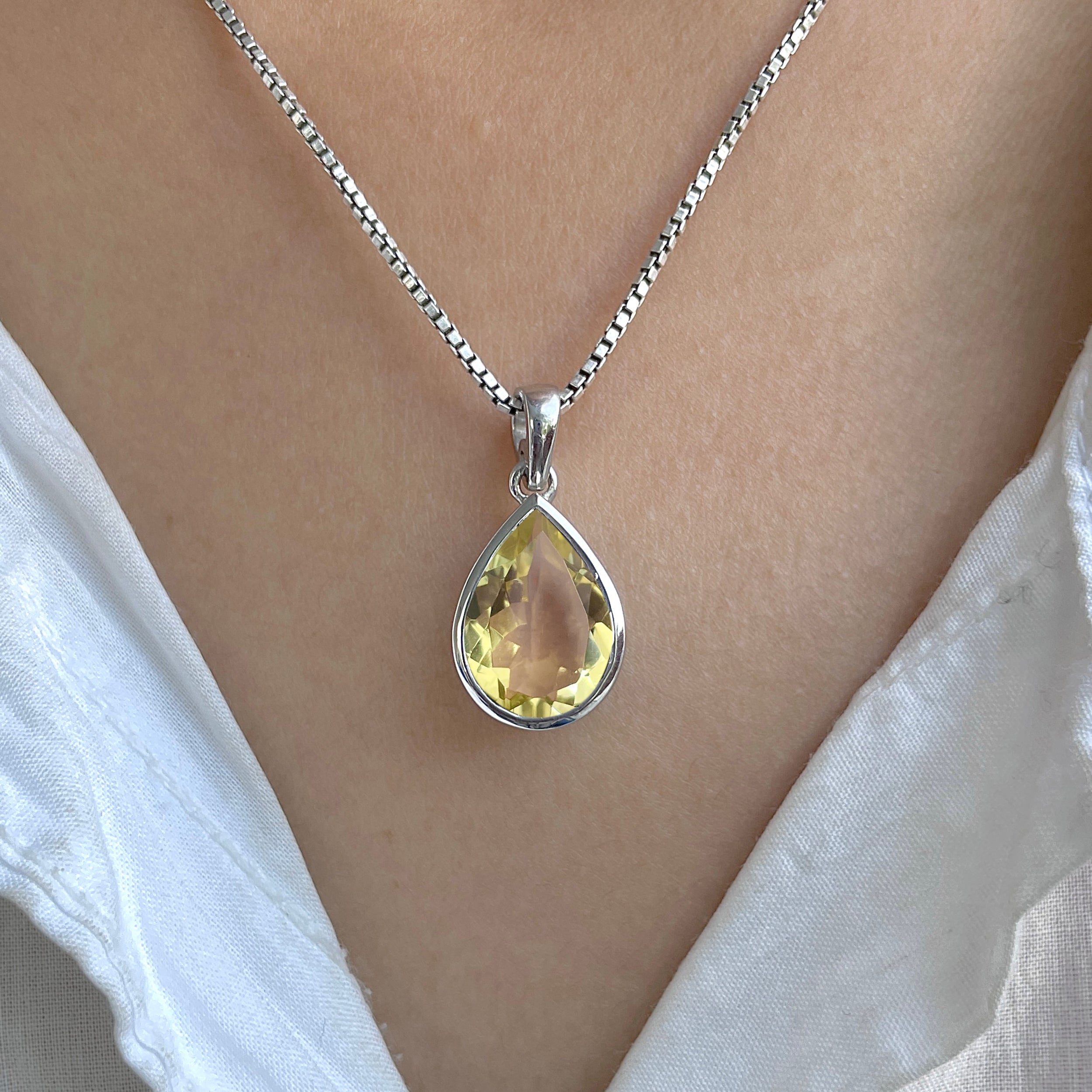 Lemon Quartz Pendant-(LEM-RDP-463.)