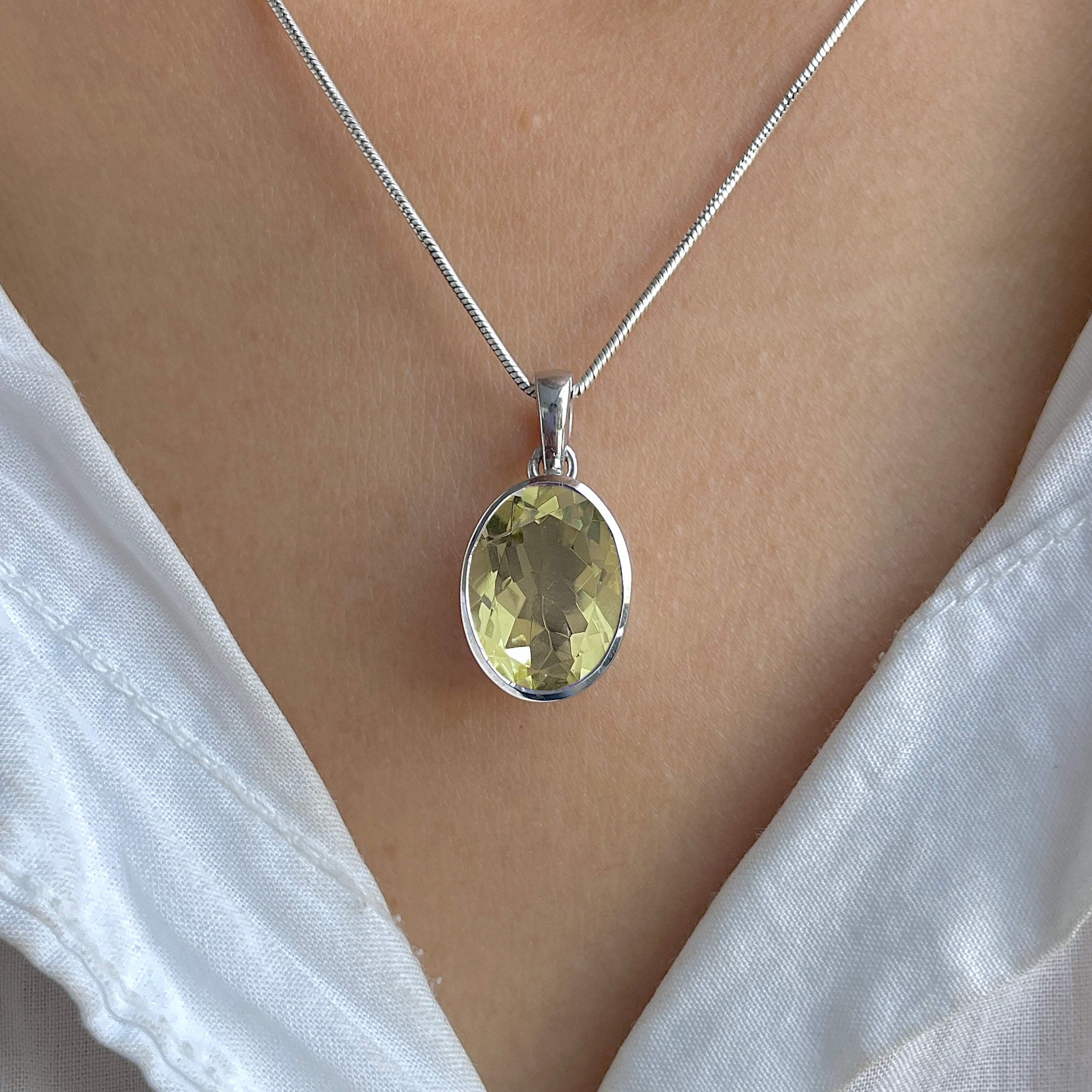 Lemon Quartz Pendant-(LEM-RDP-471.)