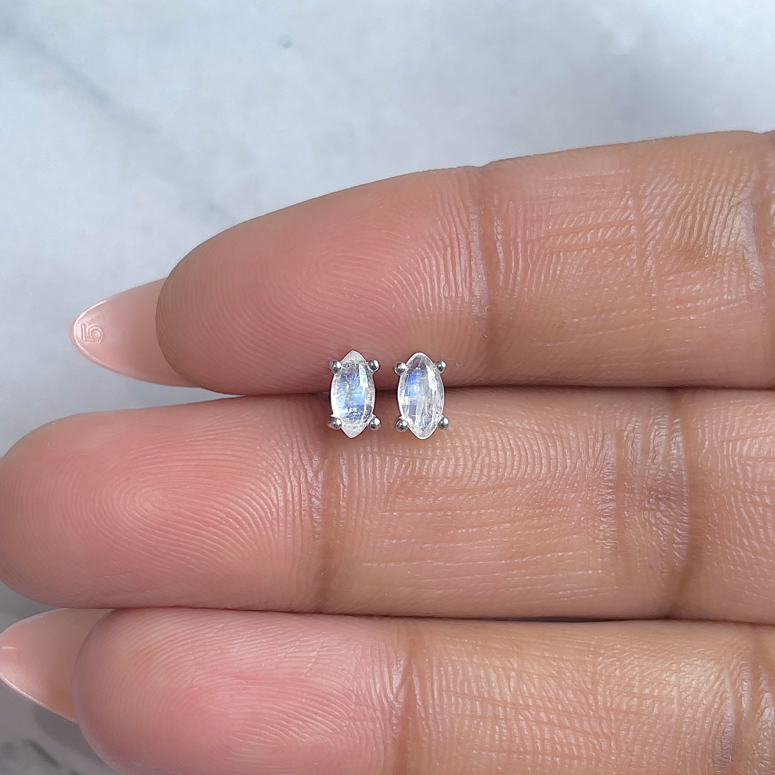 Moonstone Stud Earring-(RBM-RDE-1115.)
