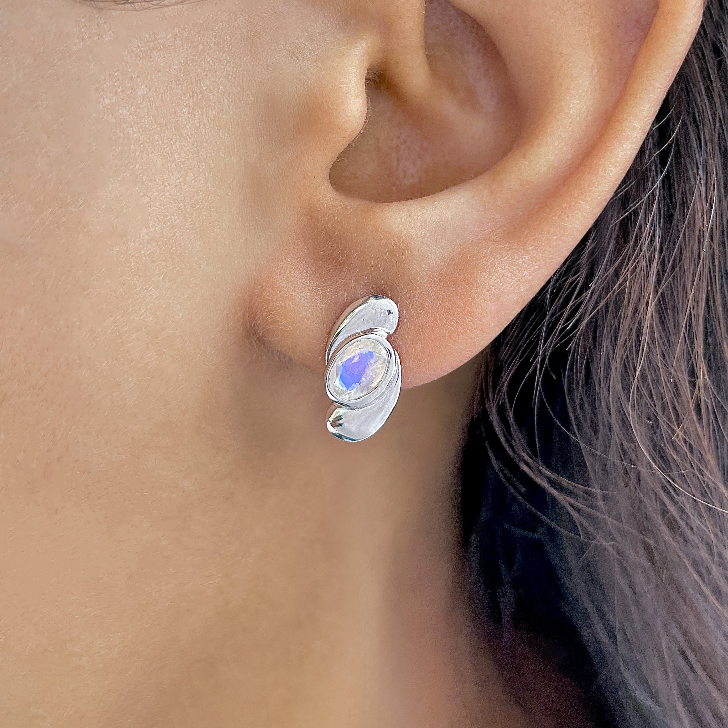 Moonstone Stud Earring-(RBM-RDE-15.)