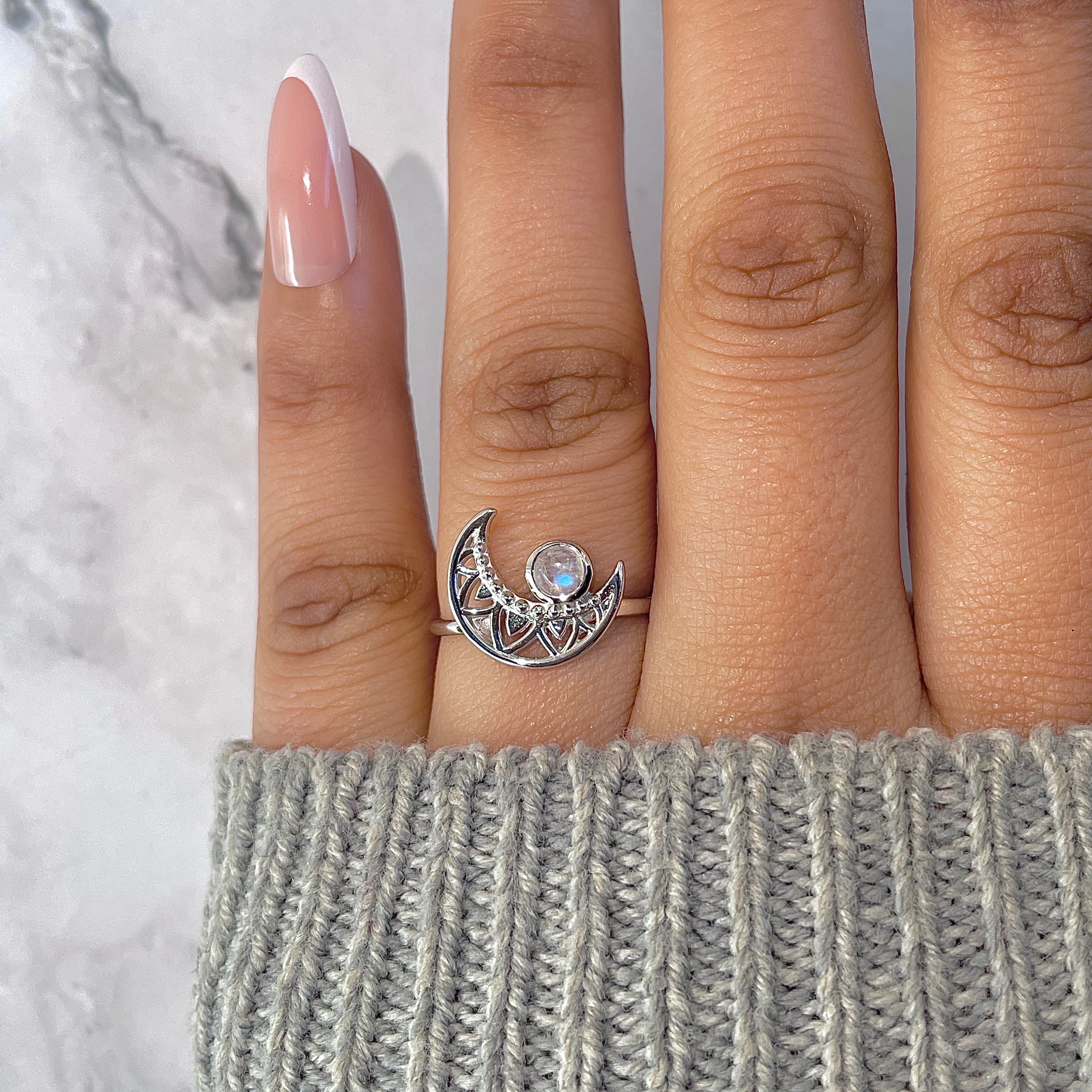 Moonstone Ring-(RBM-RDR-1338.)
