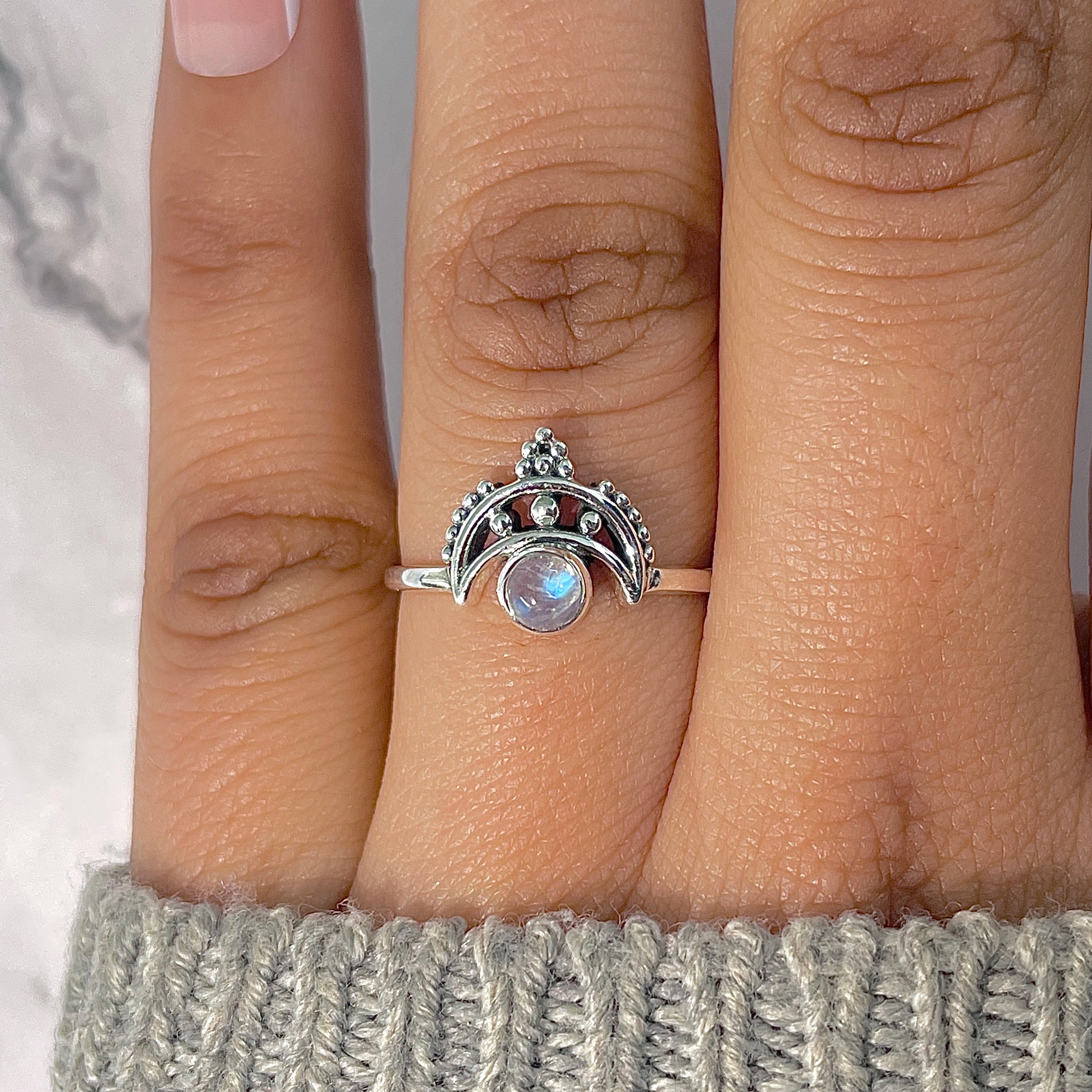 Moonstone Ring-(RBM-RDR-1344.)
