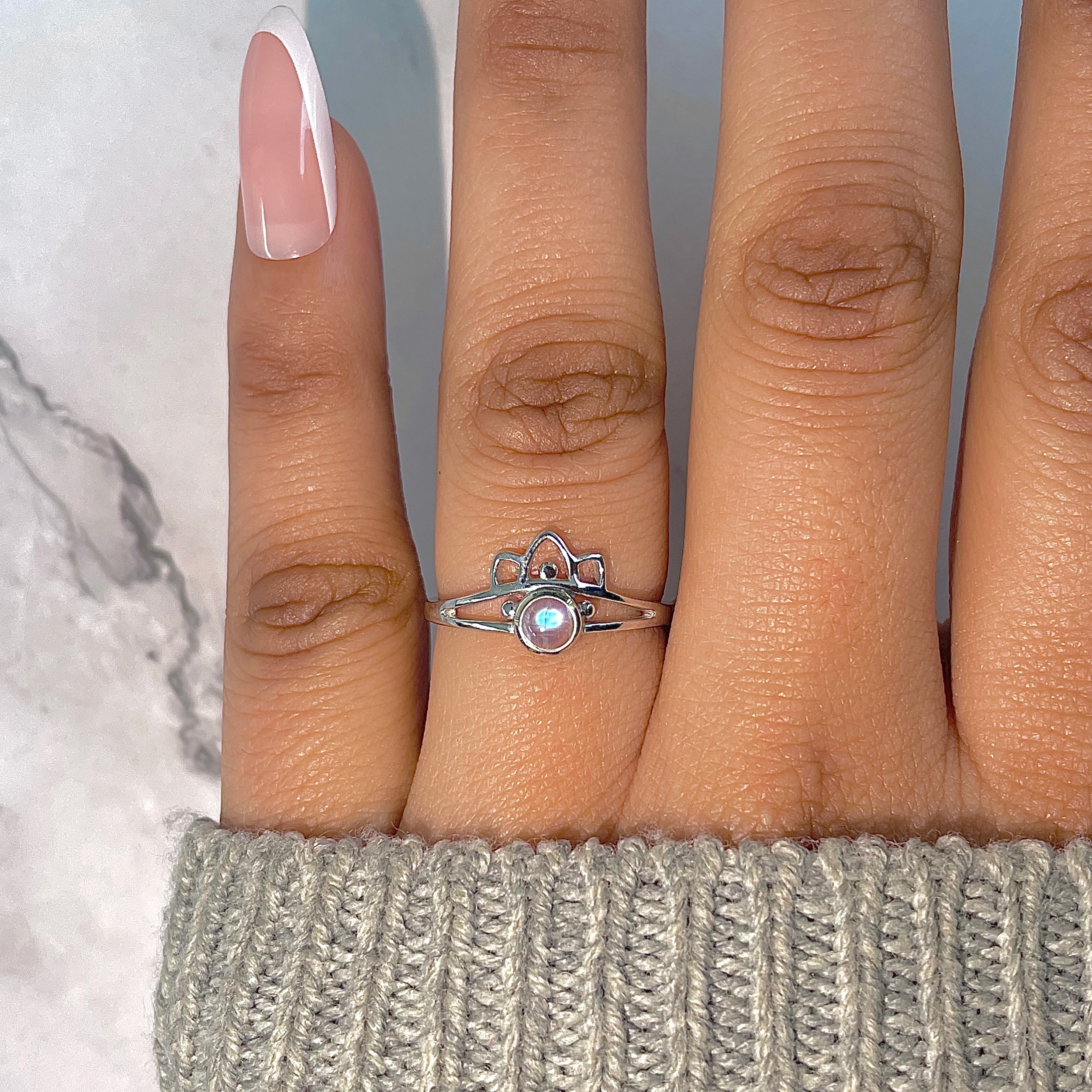 Moonstone Ring-(RBM-RDR-1352.)