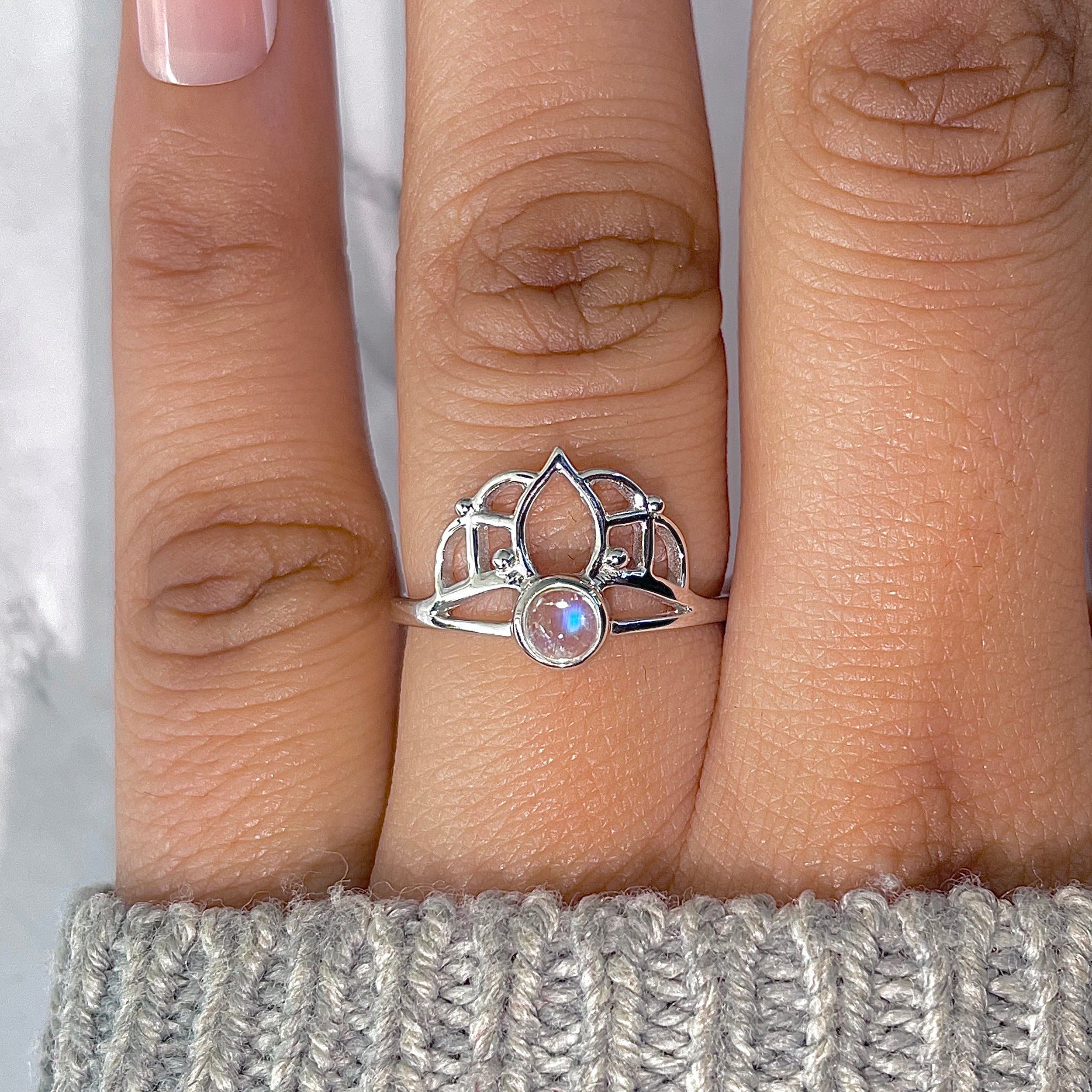 Moonstone Ring-(RBM-RDR-1364.)
