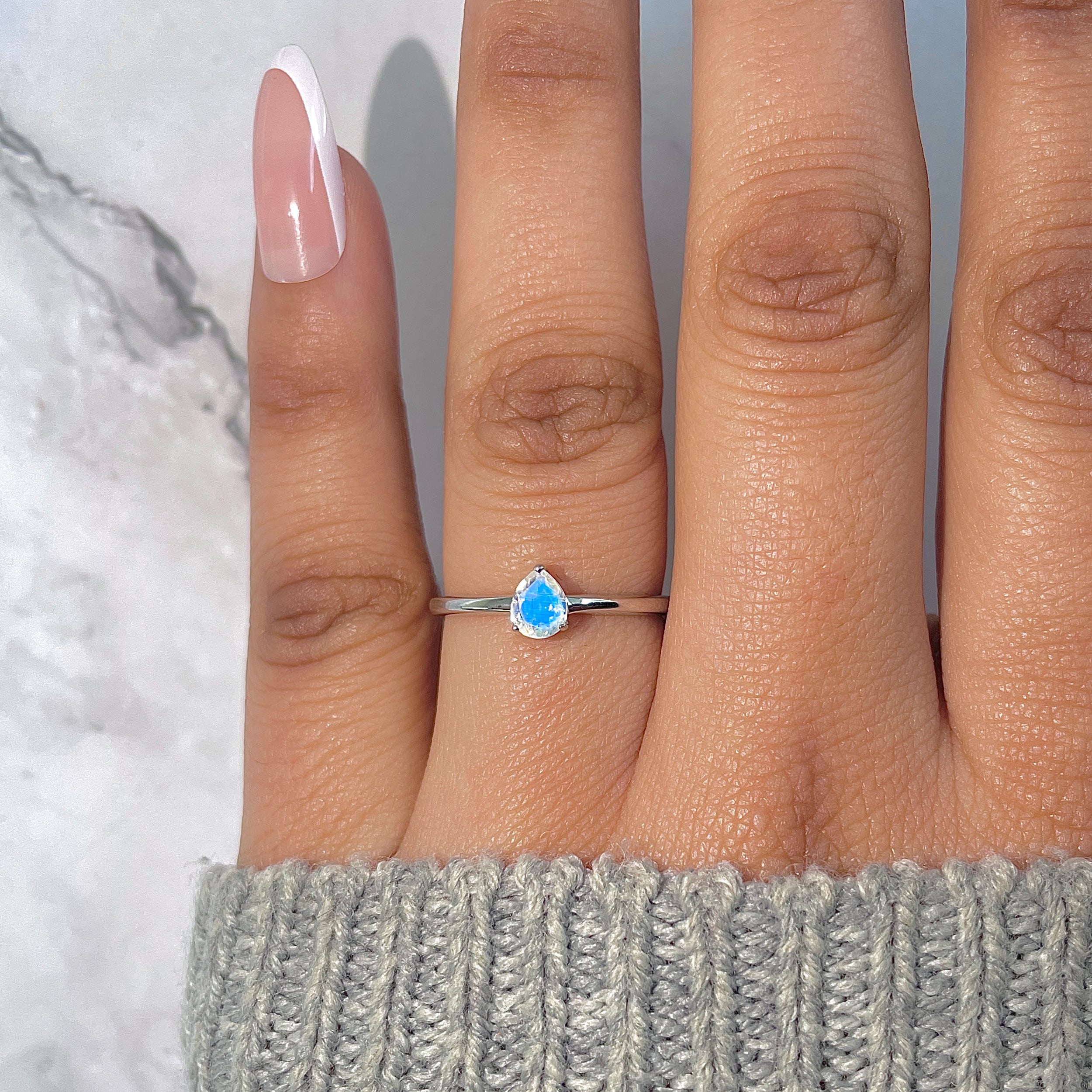 Moonstone Ring-(RBM-RDR-2509.)