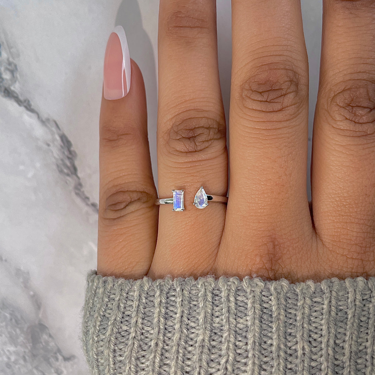 Moonstone Ring-(RBM-RDR-2523.)