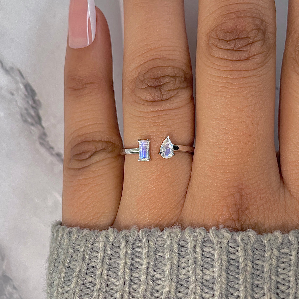 Moonstone Ring-(RBM-RDR-2523.)