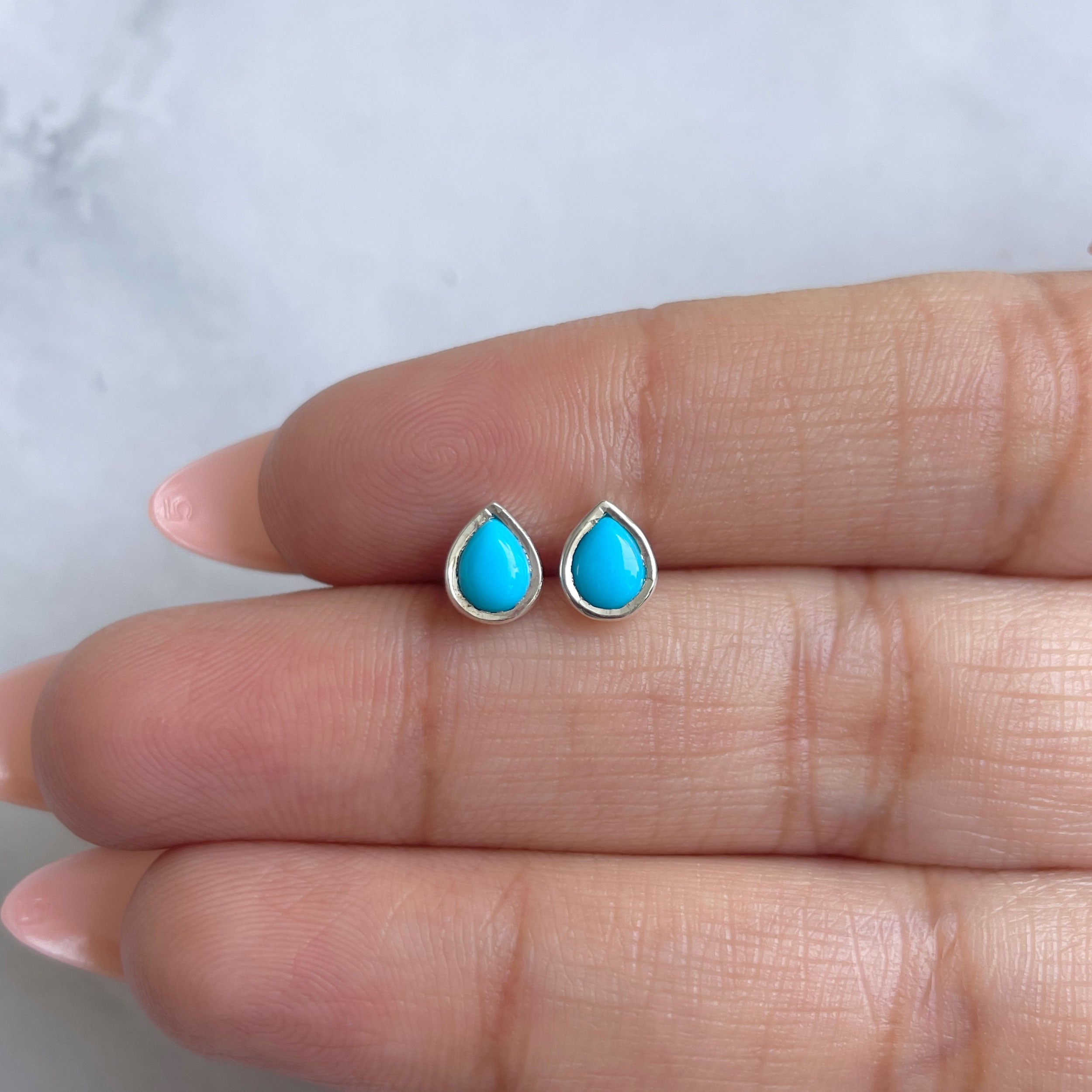 Turquoise Stud Earring-(TRQ-RDE-1105.)