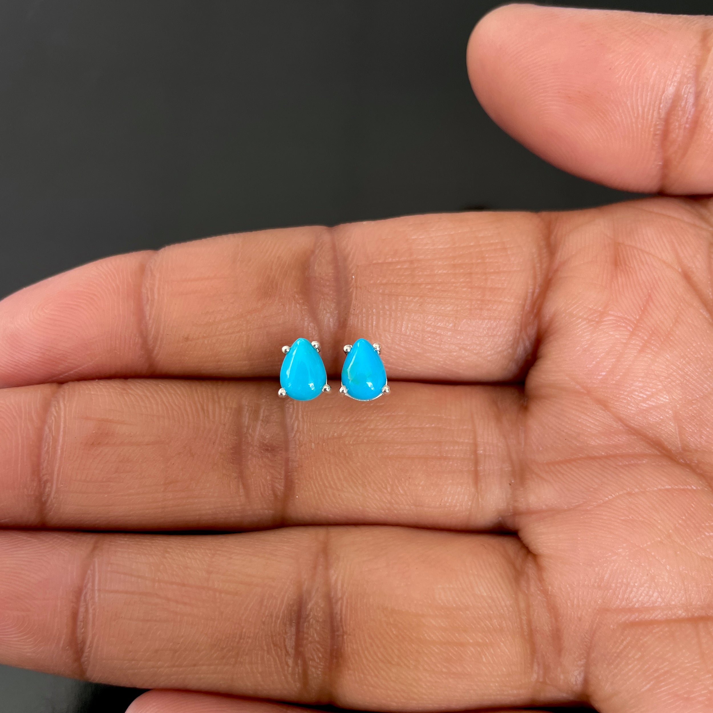 Turquoise Stud Earring-(TRQ-RDE-1142.)