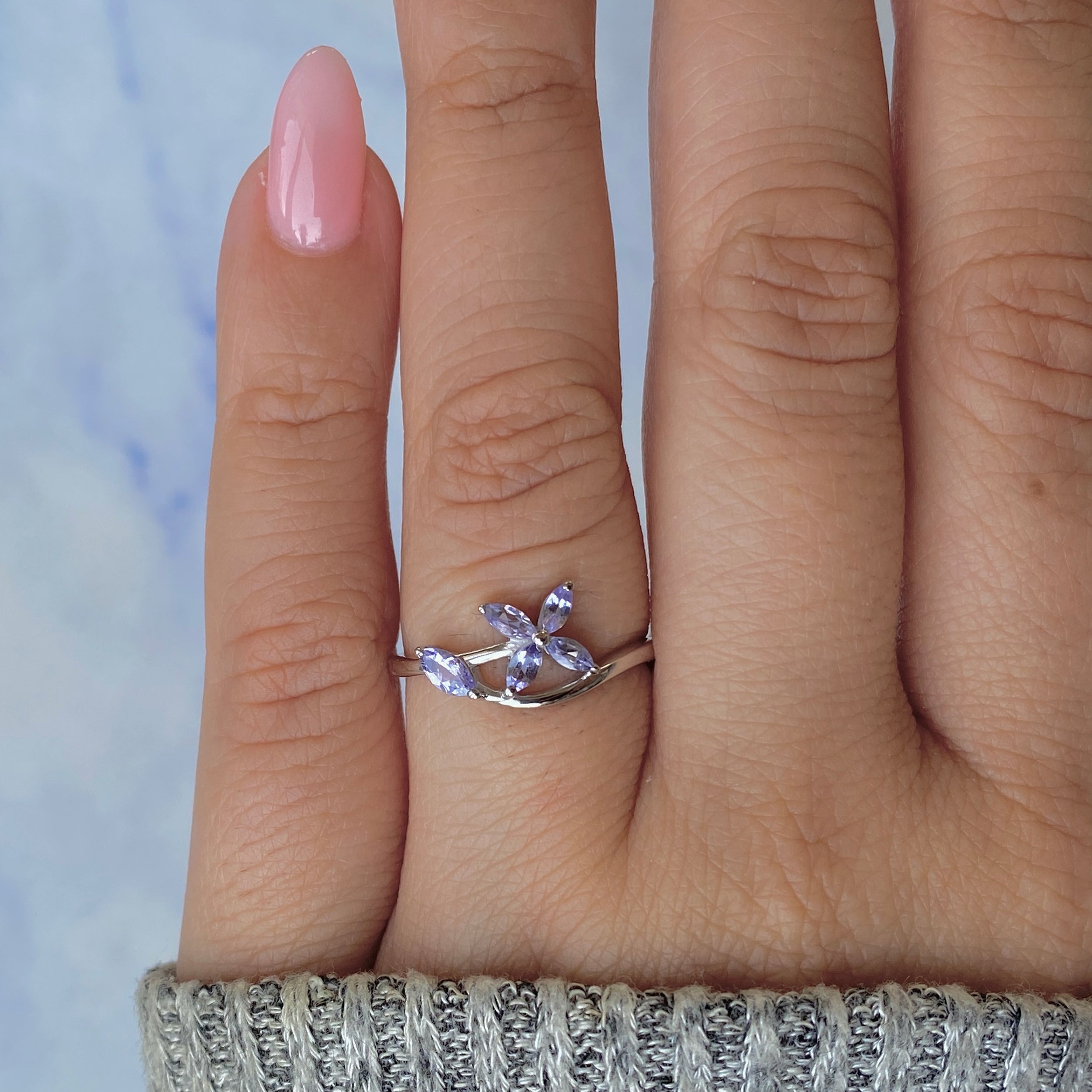 Tanzanite Ring-(TZN-RDR-2673.)
