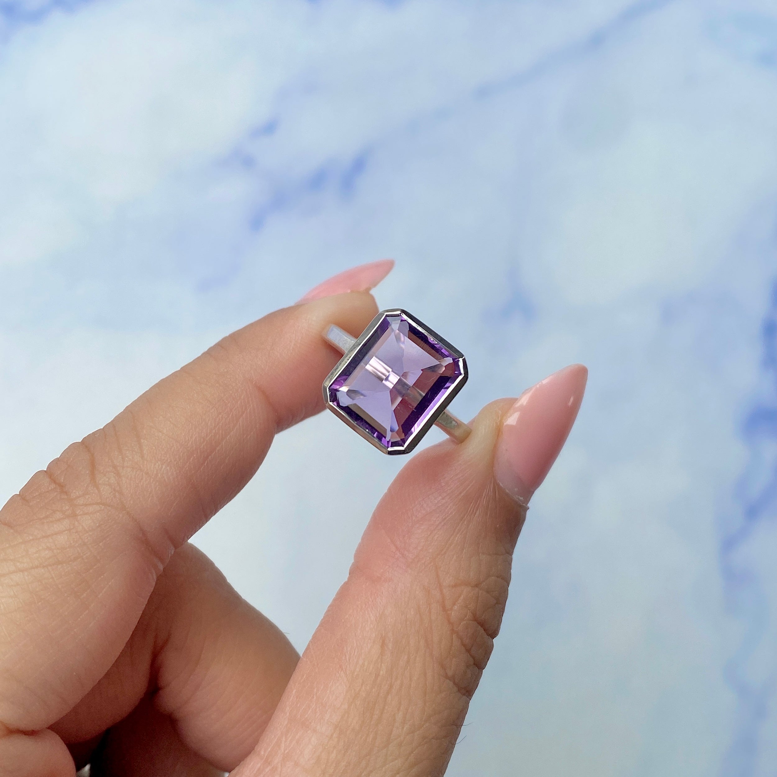 Amethyst Ring-(AMT-RDR-1927.)