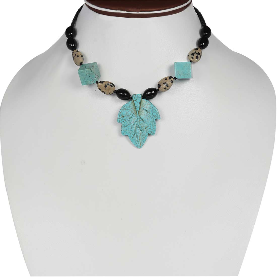 beaded-necklace-bdd-12-1791