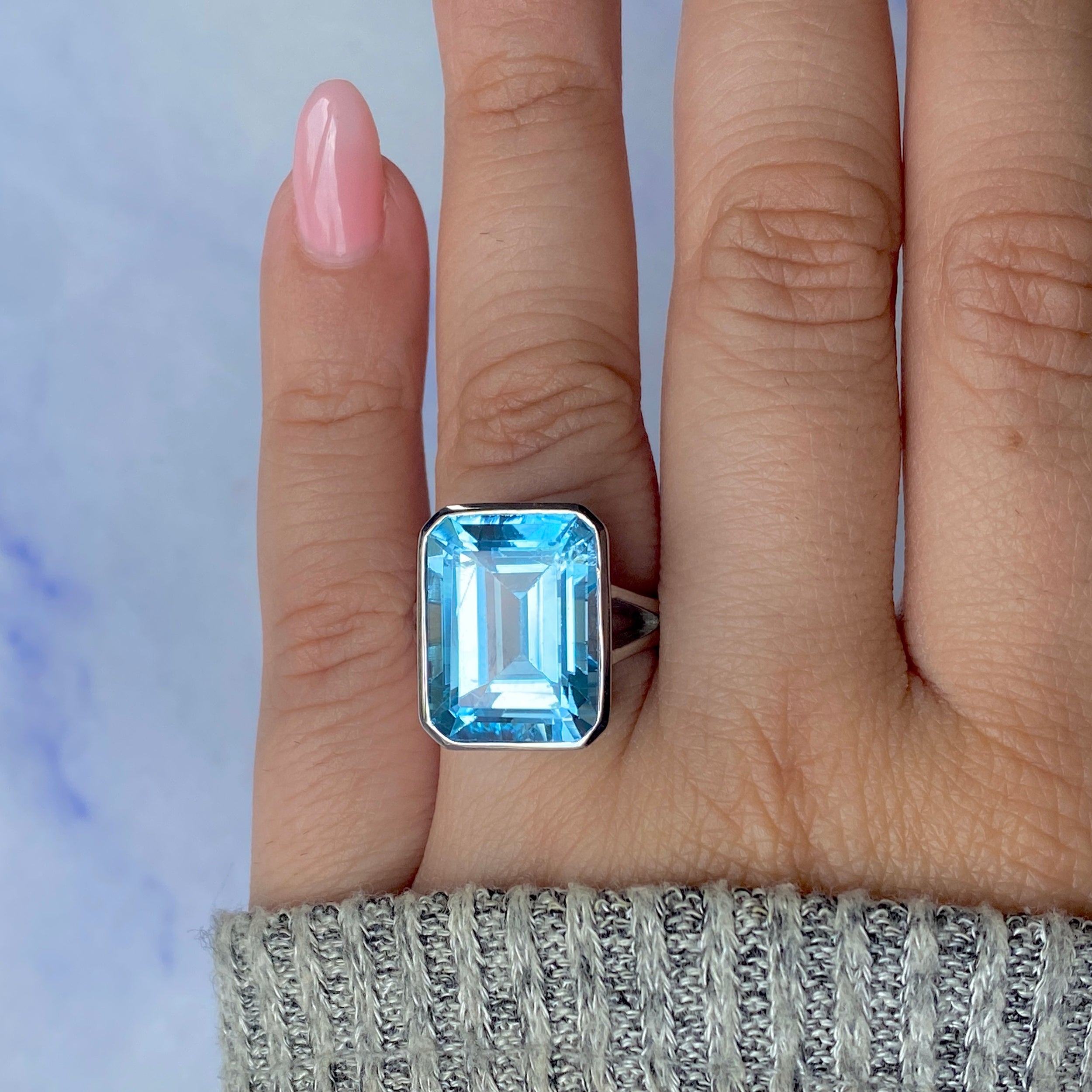 Blue Topaz Ring-(BTZ-RDR-1847.)