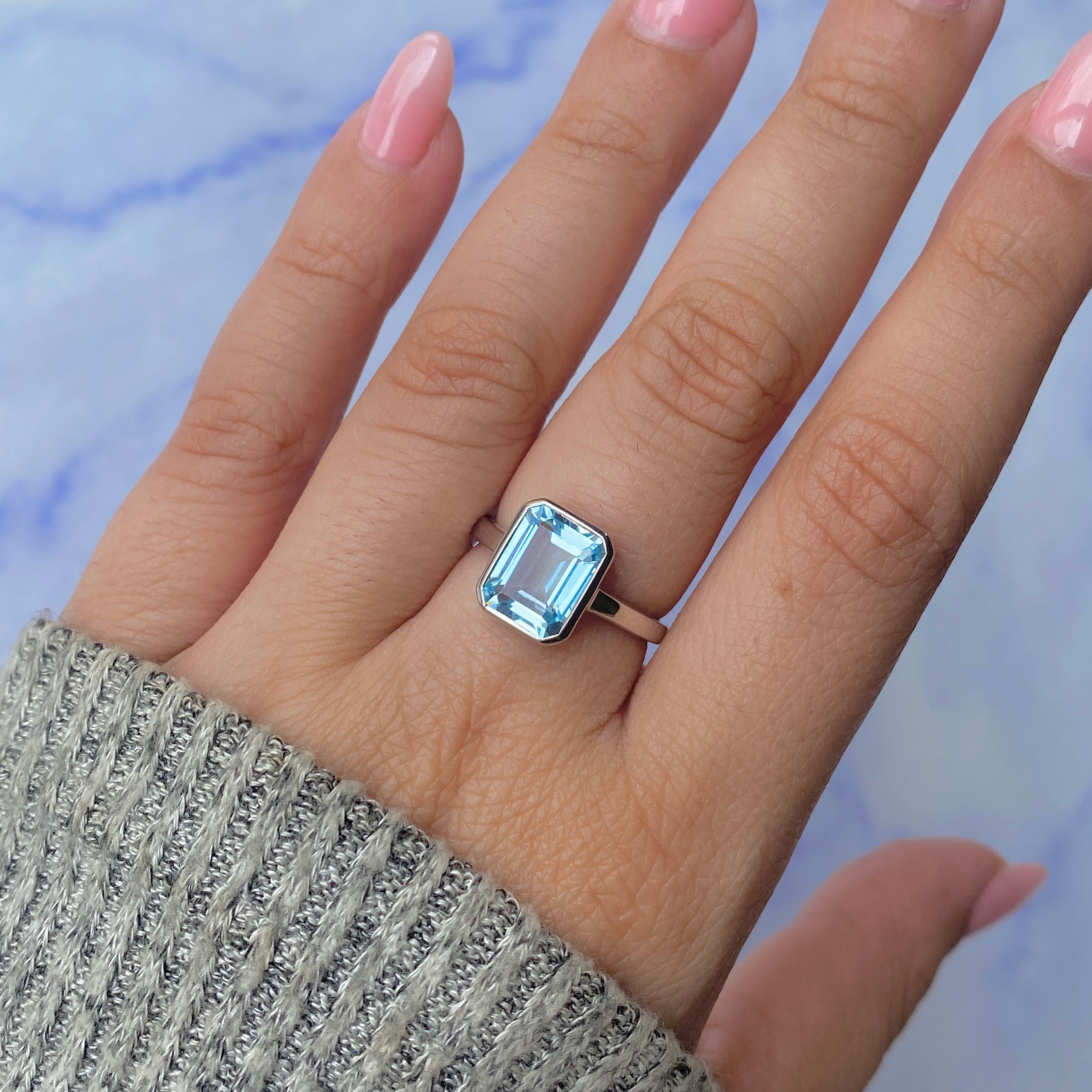 Blue Topaz Ring-(BTZ-RDR-1926.)