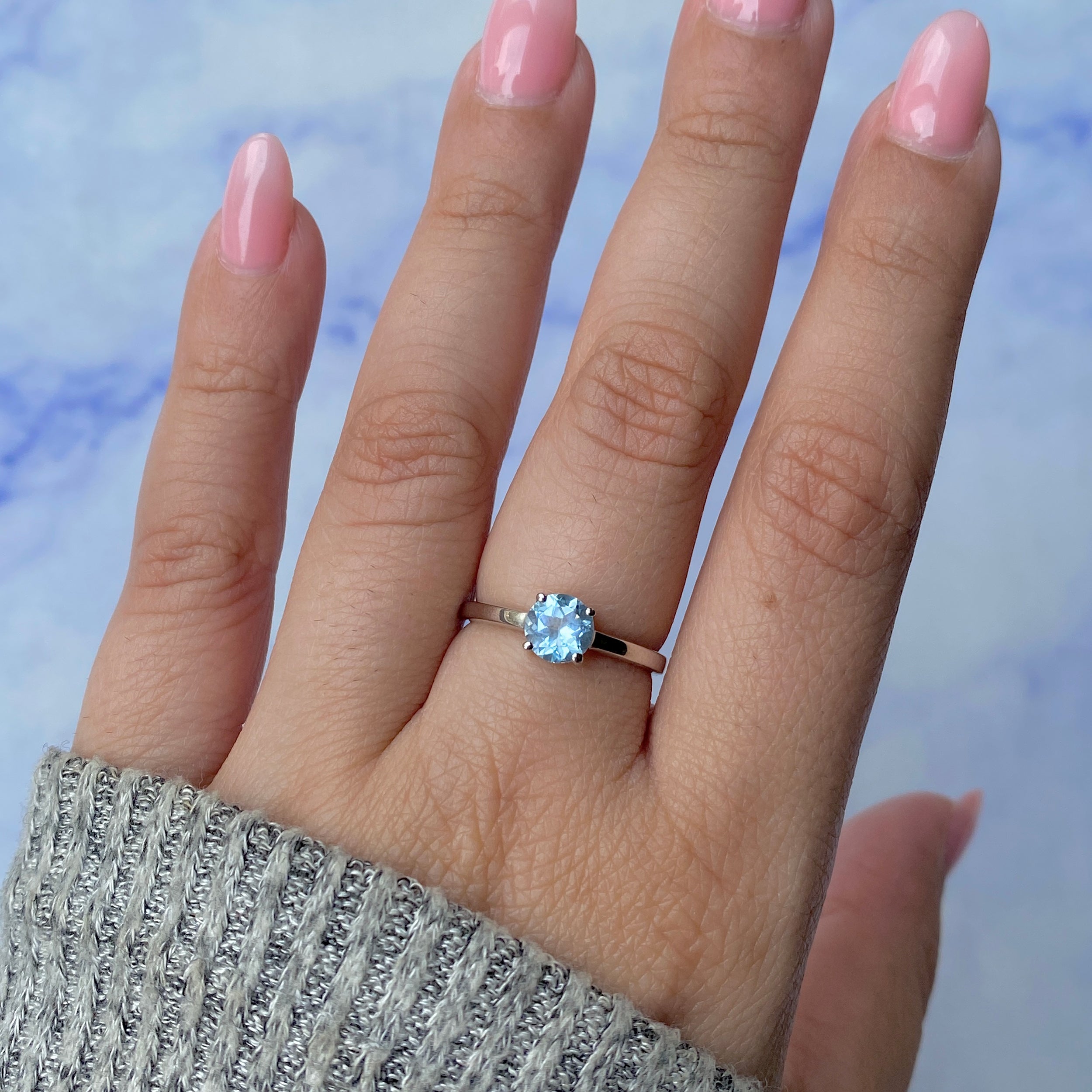 Blue Topaz Ring-(BTZ-RDR-236.)