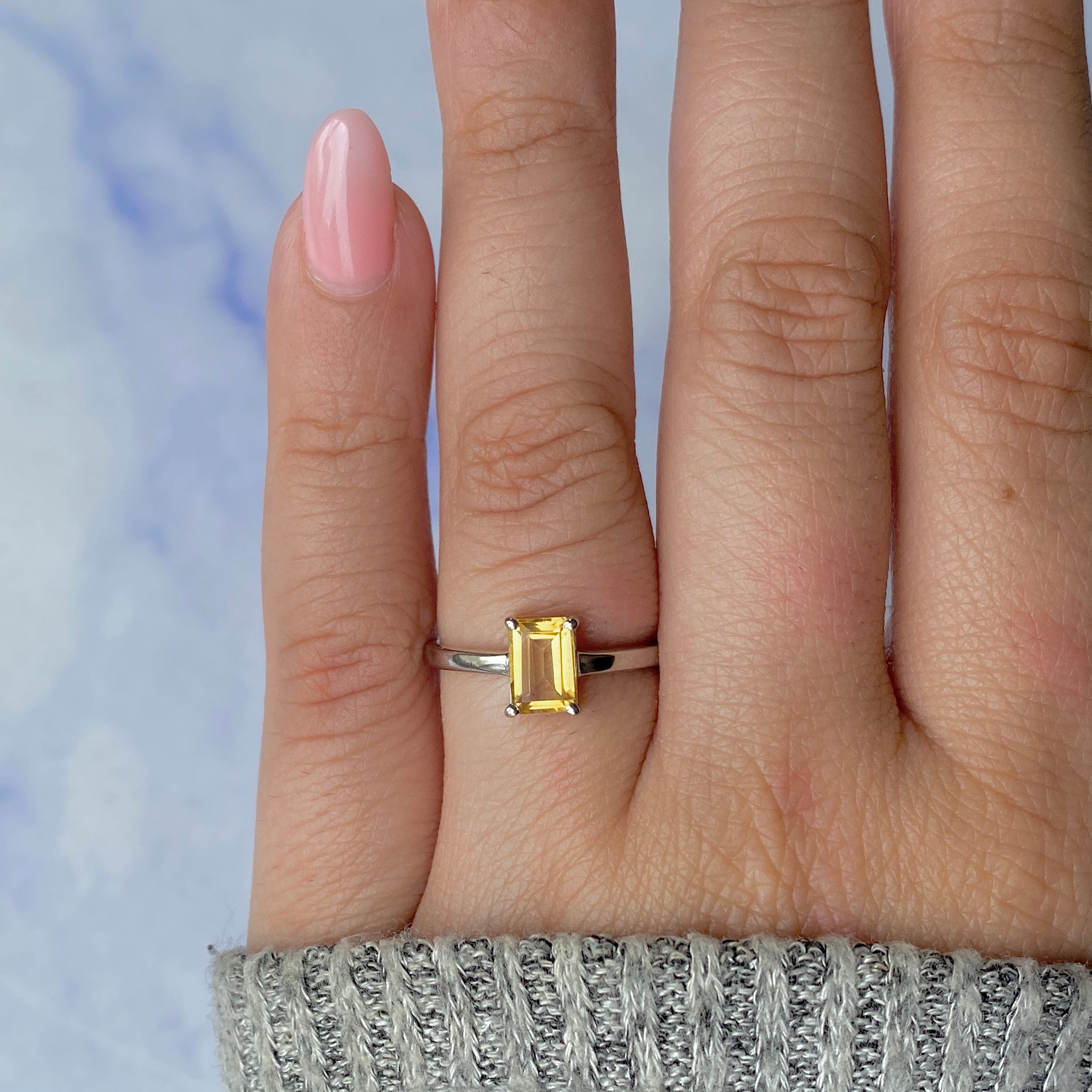 Citrine Ring-(CIT-RDR-241.)
