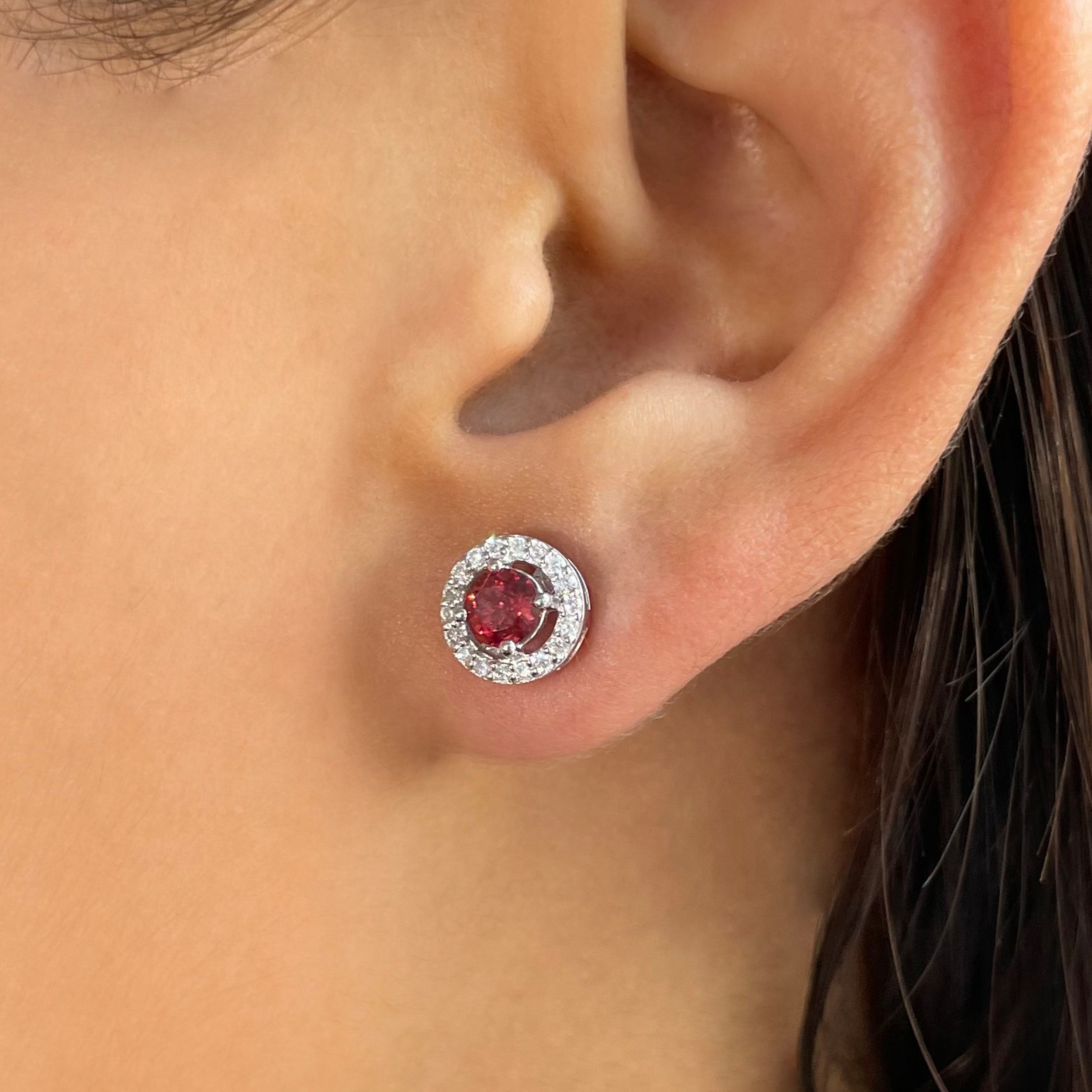 Garnet & White Topaz Stud Earring-(GAR-RDE-985.)
