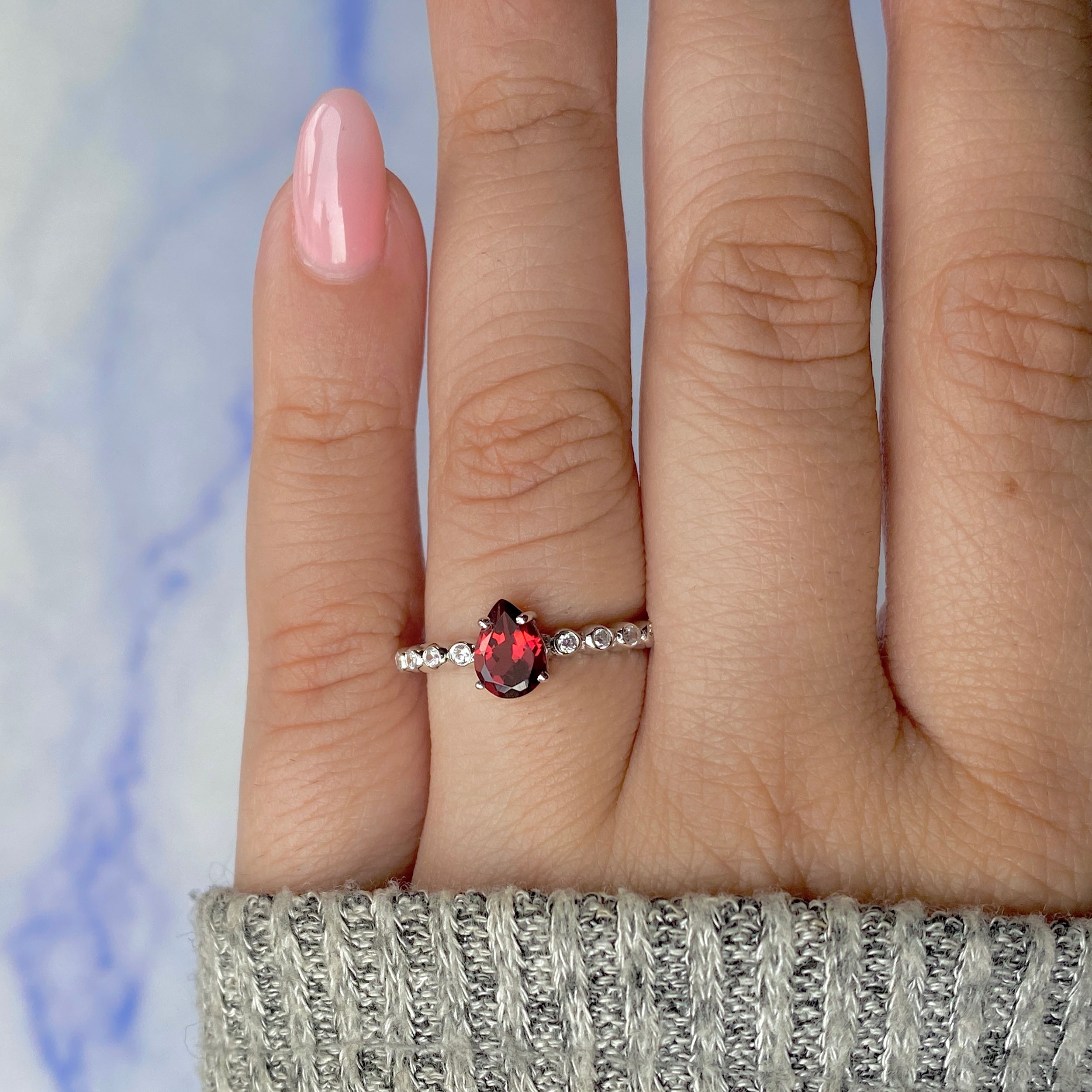 Garnet & White Topaz Ring-(GAR-RR-419D.)