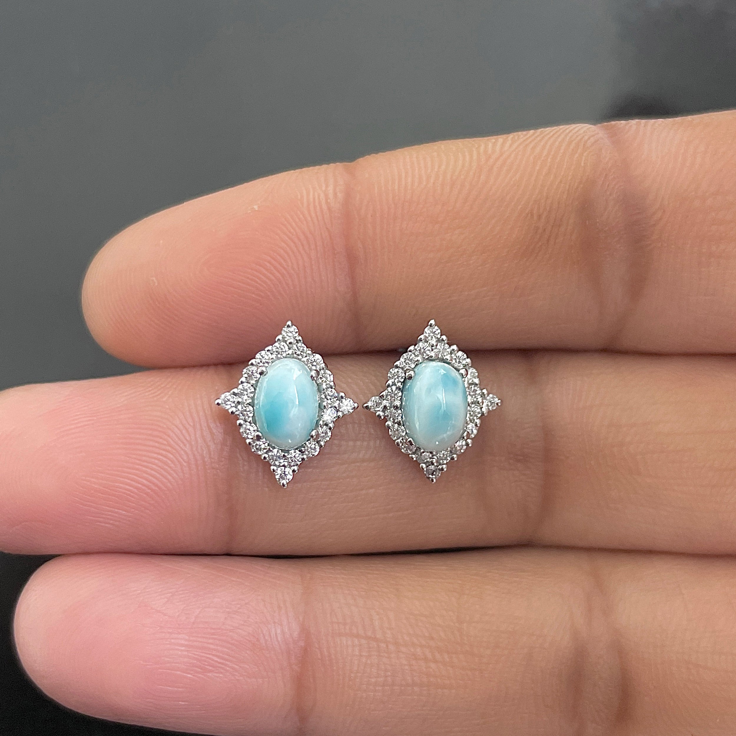 Larimar & White Topaz Stud Earring-(LAR-RDE-849.)