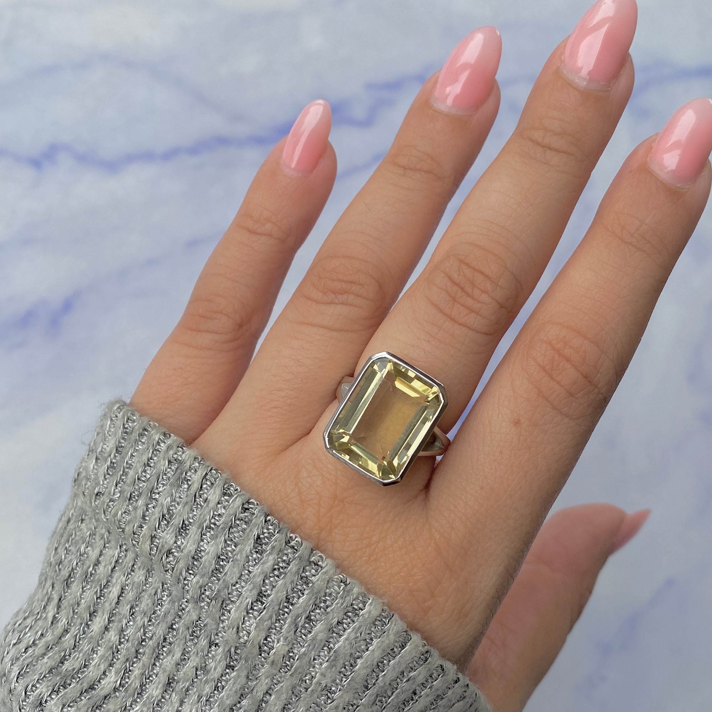 Lemon Quartz Ring-(LEM-RDR-1847.)
