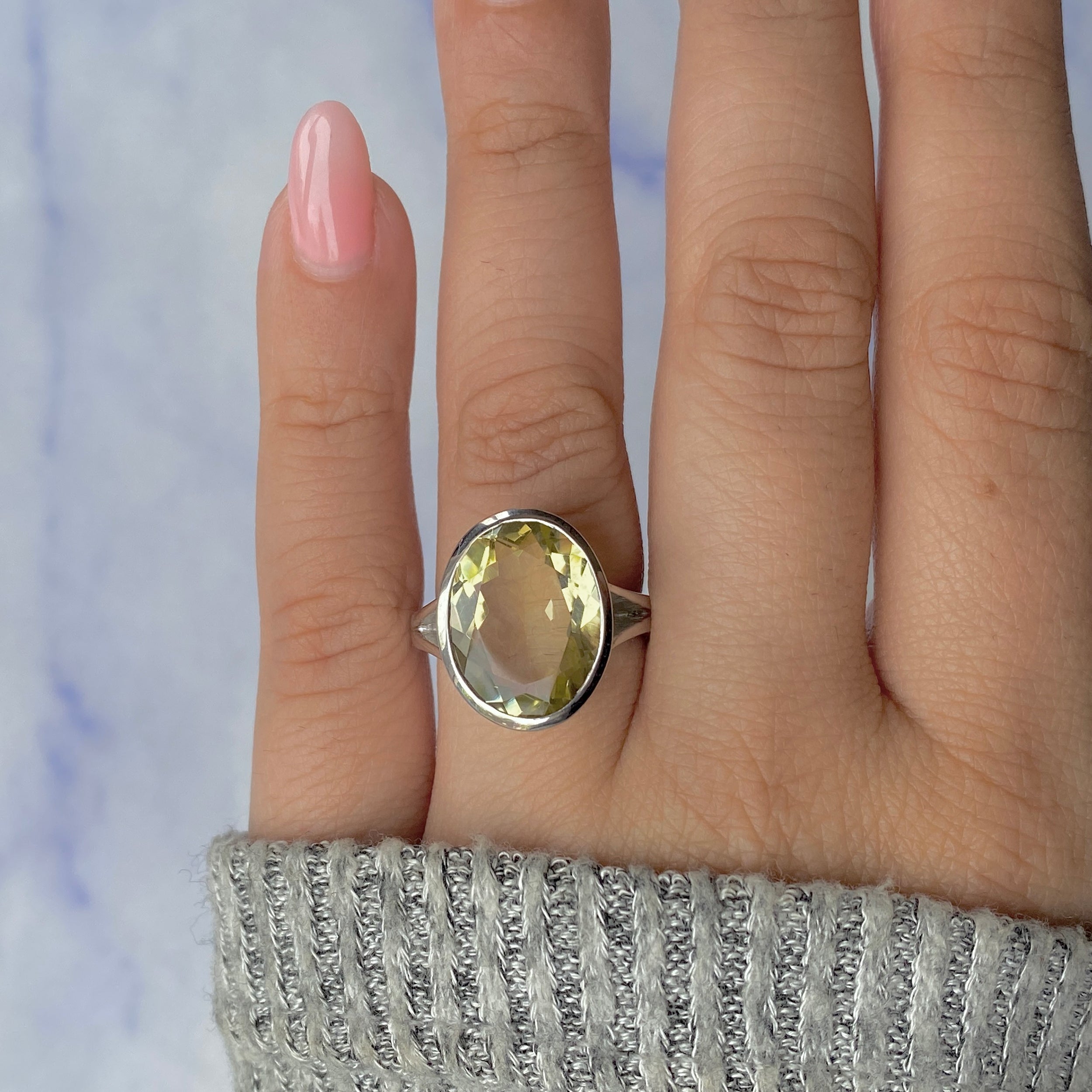 Lemon Quartz Ring-(LEM-RDR-1897.)