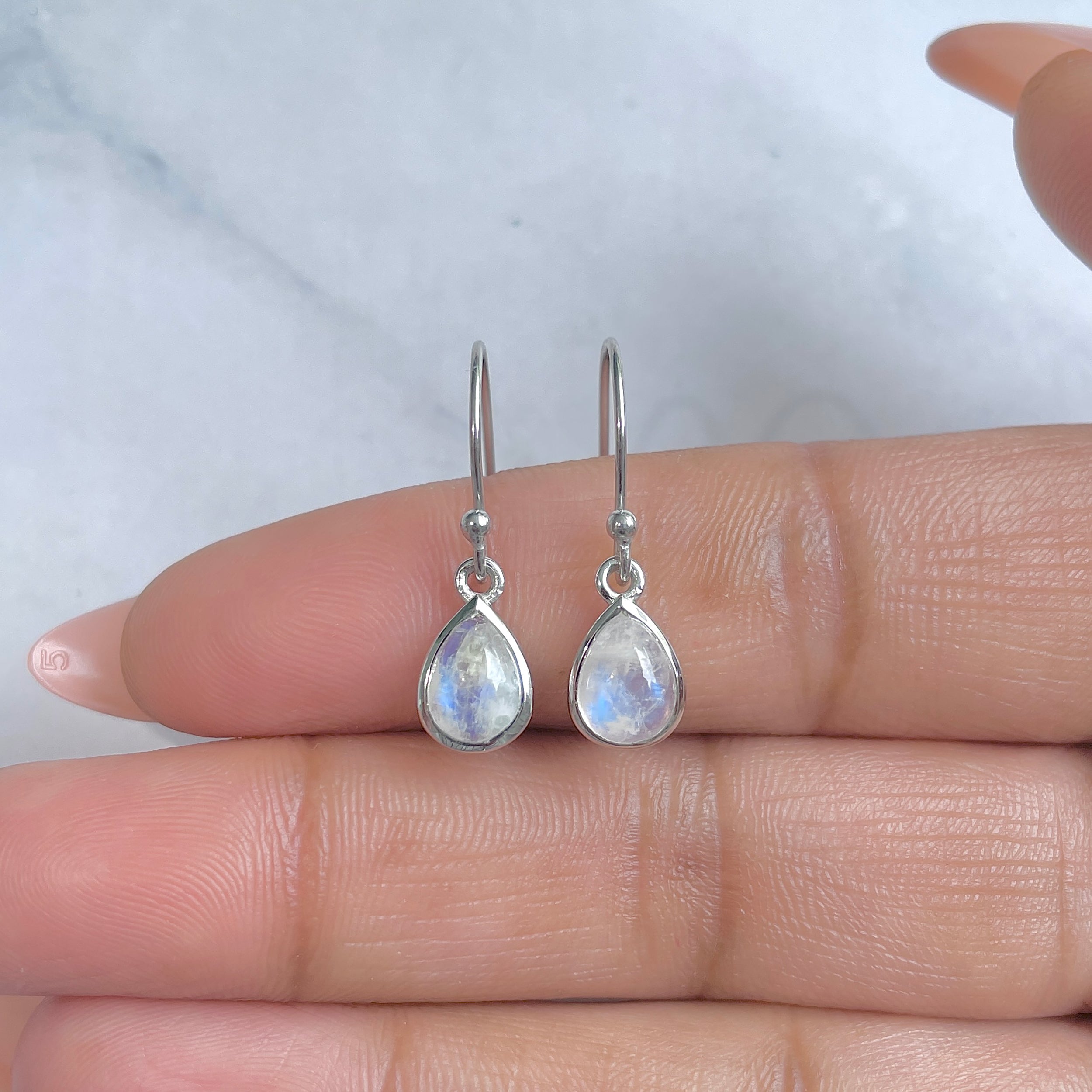Moonstone Earring-(RBM-RDE-1053.)