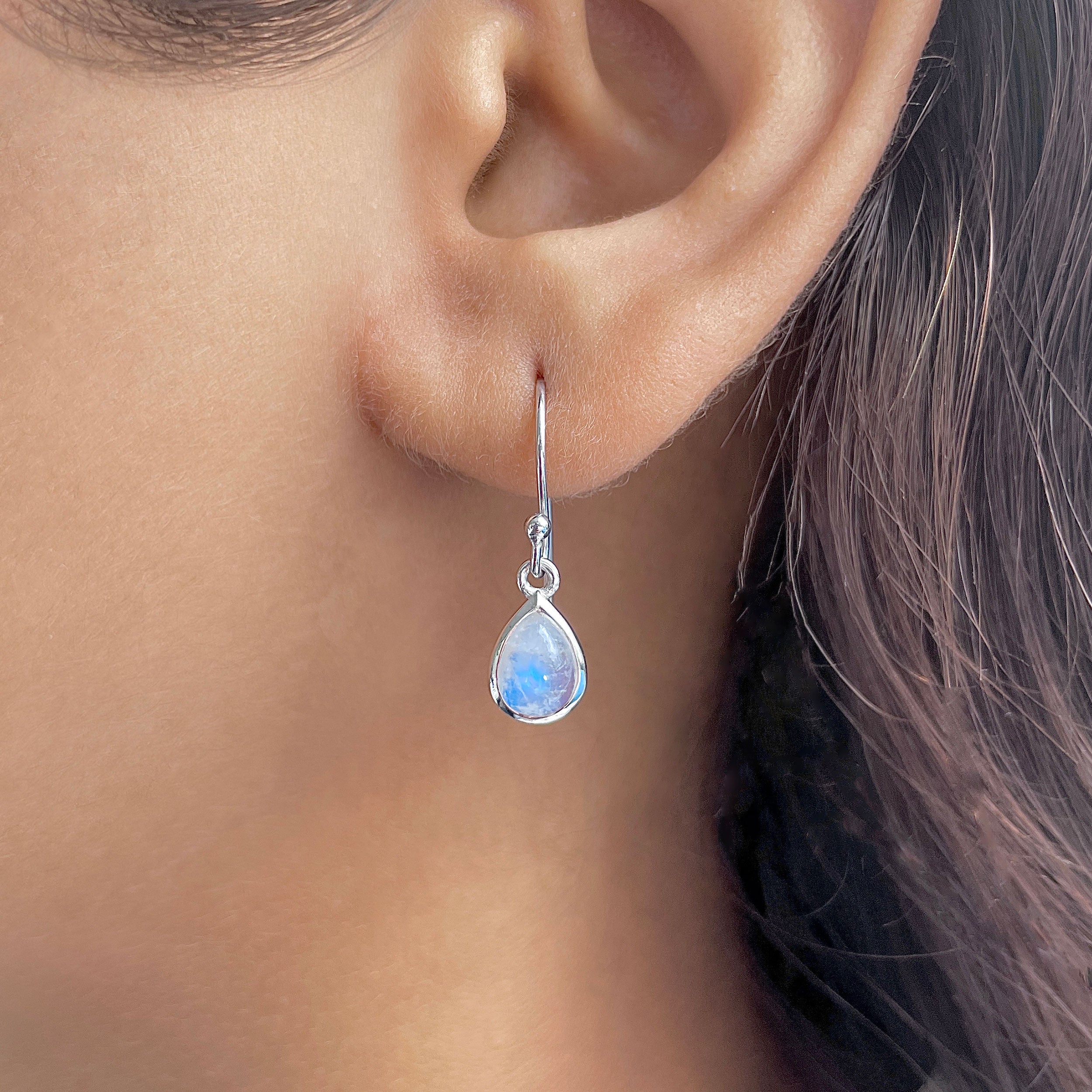 Moonstone Earring-(RBM-RDE-1053.)
