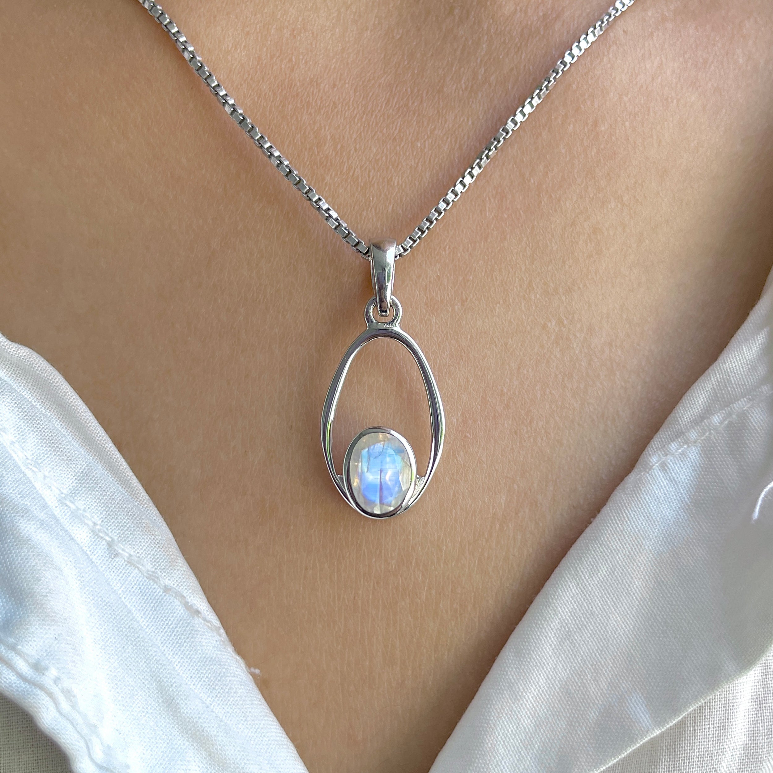 Moonstone Pendant-(RBM-RDP-140.)