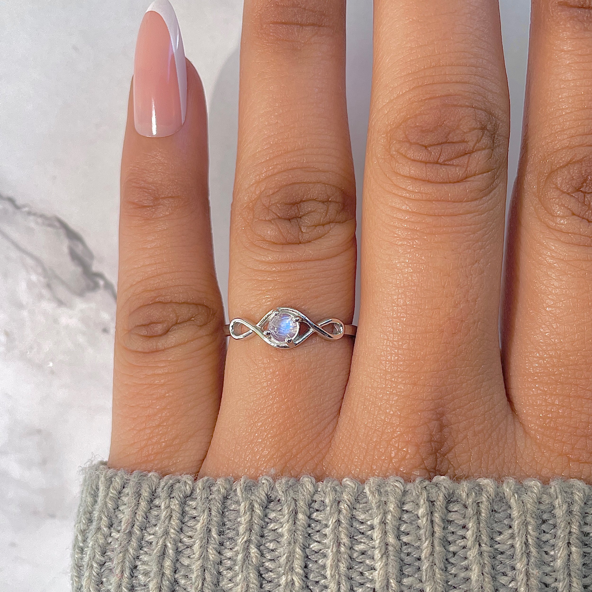 Moonstone Ring-(RBM-RDR-1473.)