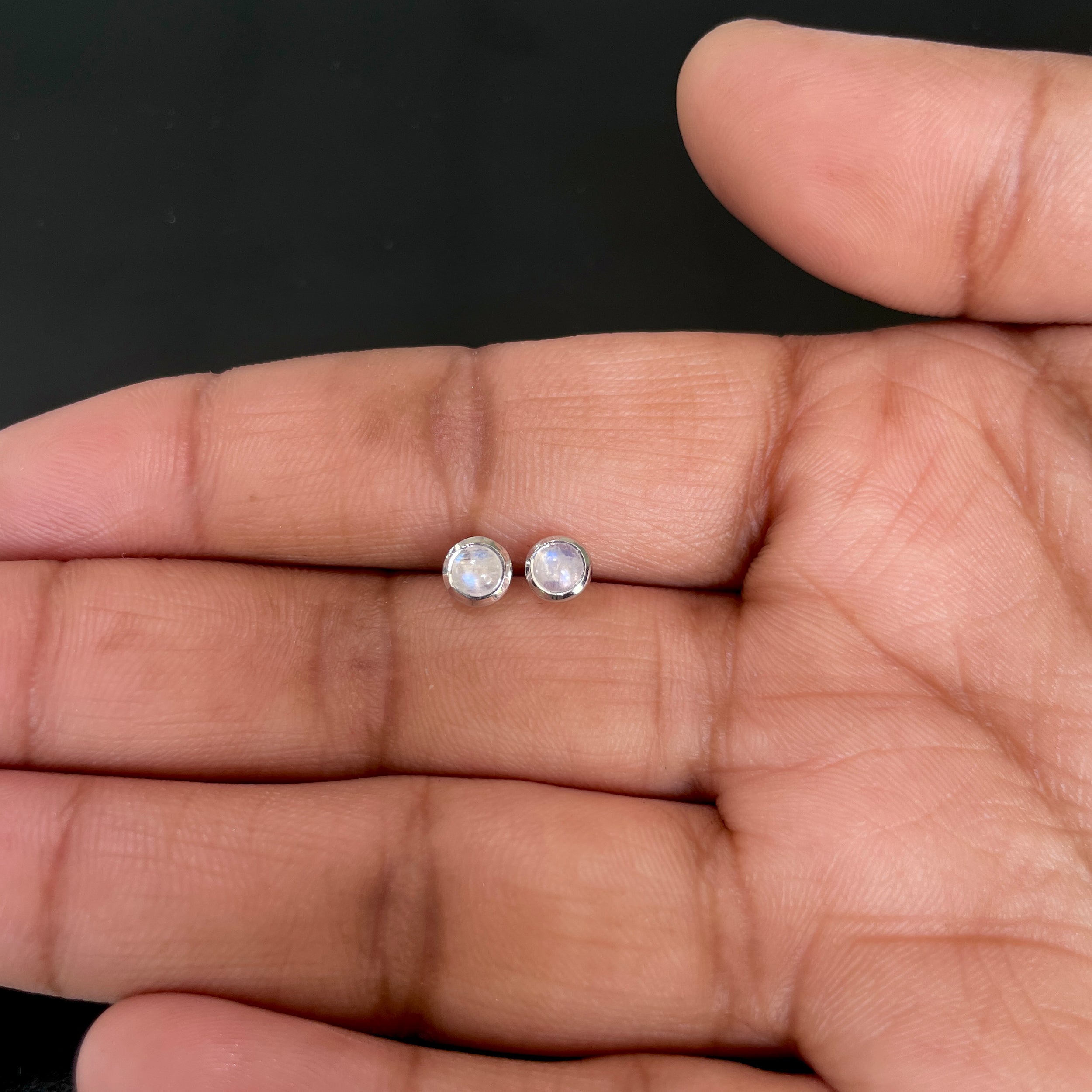 Moonstone Stud Earring-(RBM-RDE-1072.)