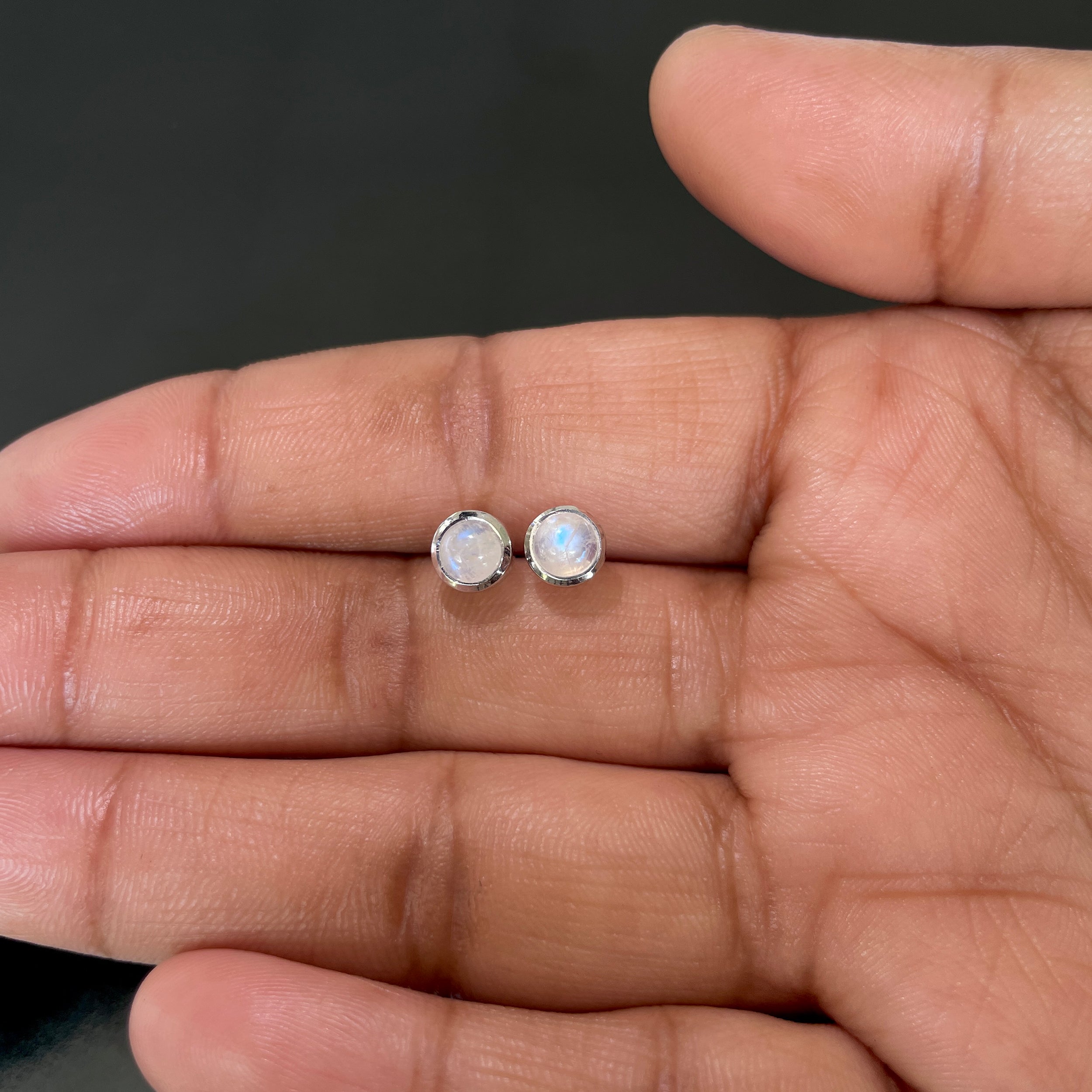 Moonstone Stud Earring-(RBM-RDE-993.)