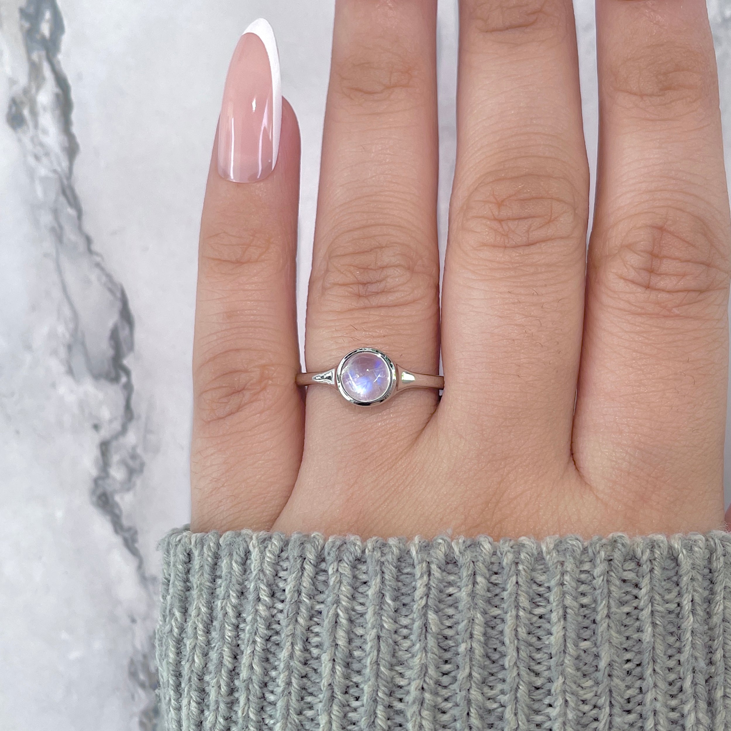 Moonstone Ring-(RBM-RDR-2529.)