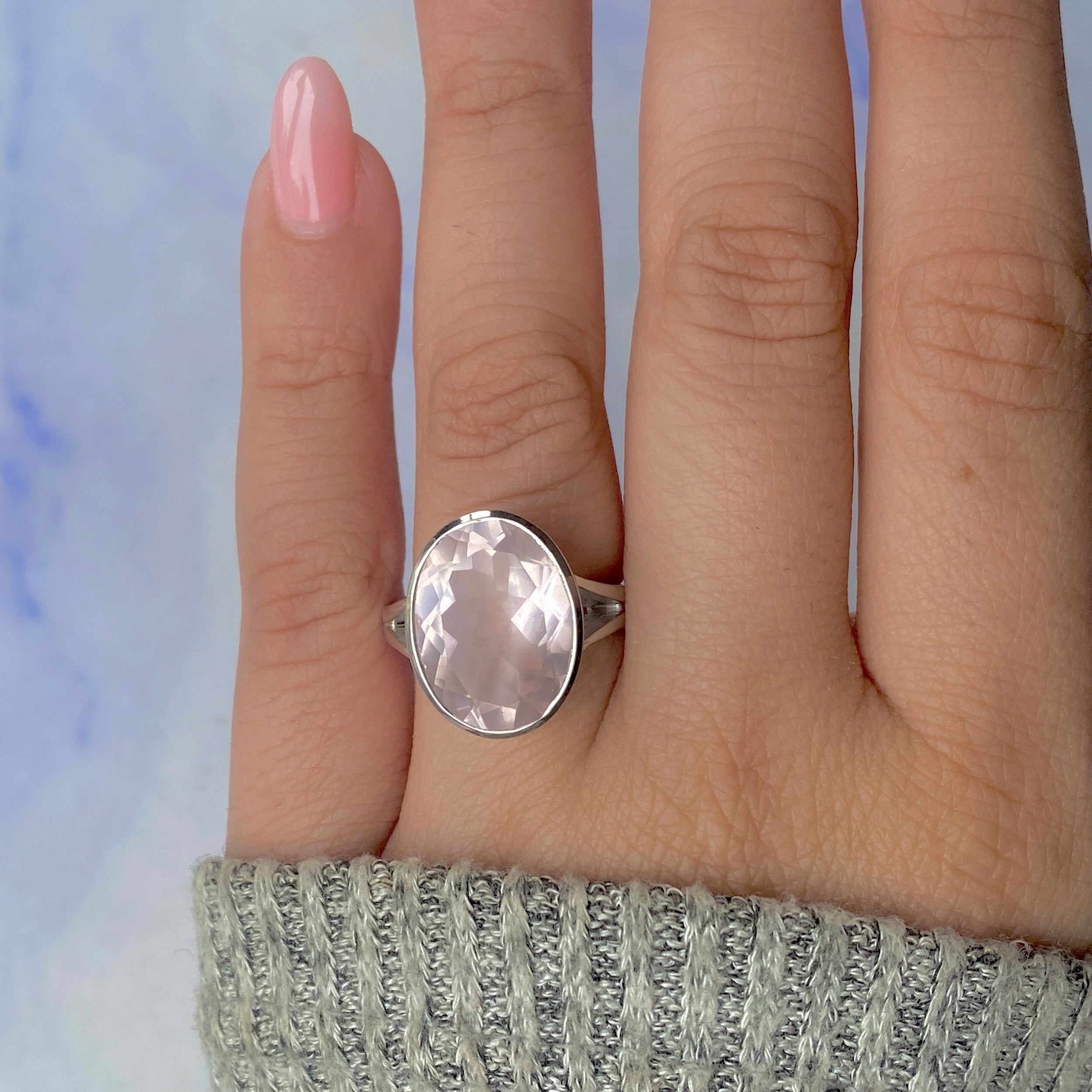 Rose Quartz Ring-(RSQ-RDR-1897.)