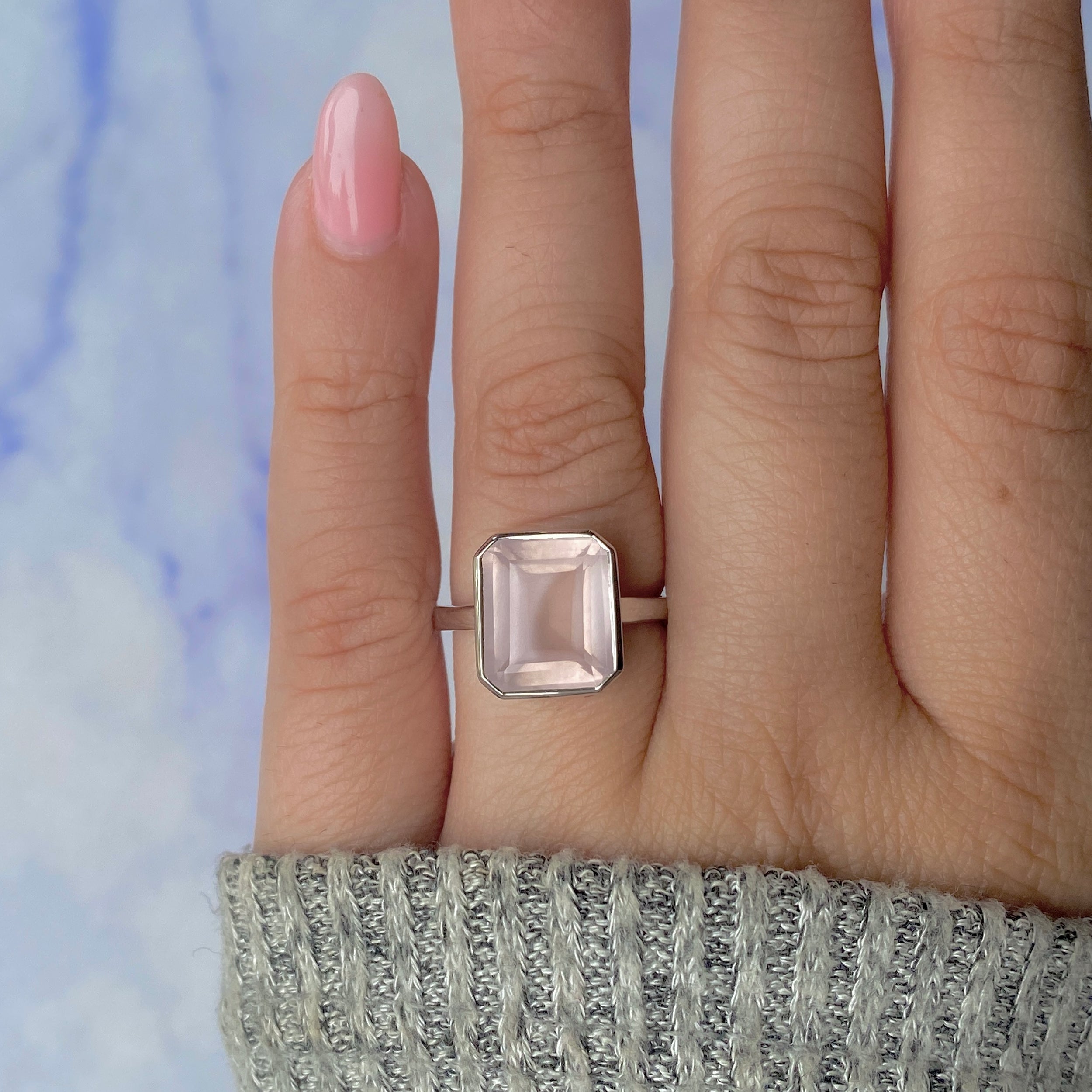 Rose Quartz Ring-(RSQ-RDR-1927.)