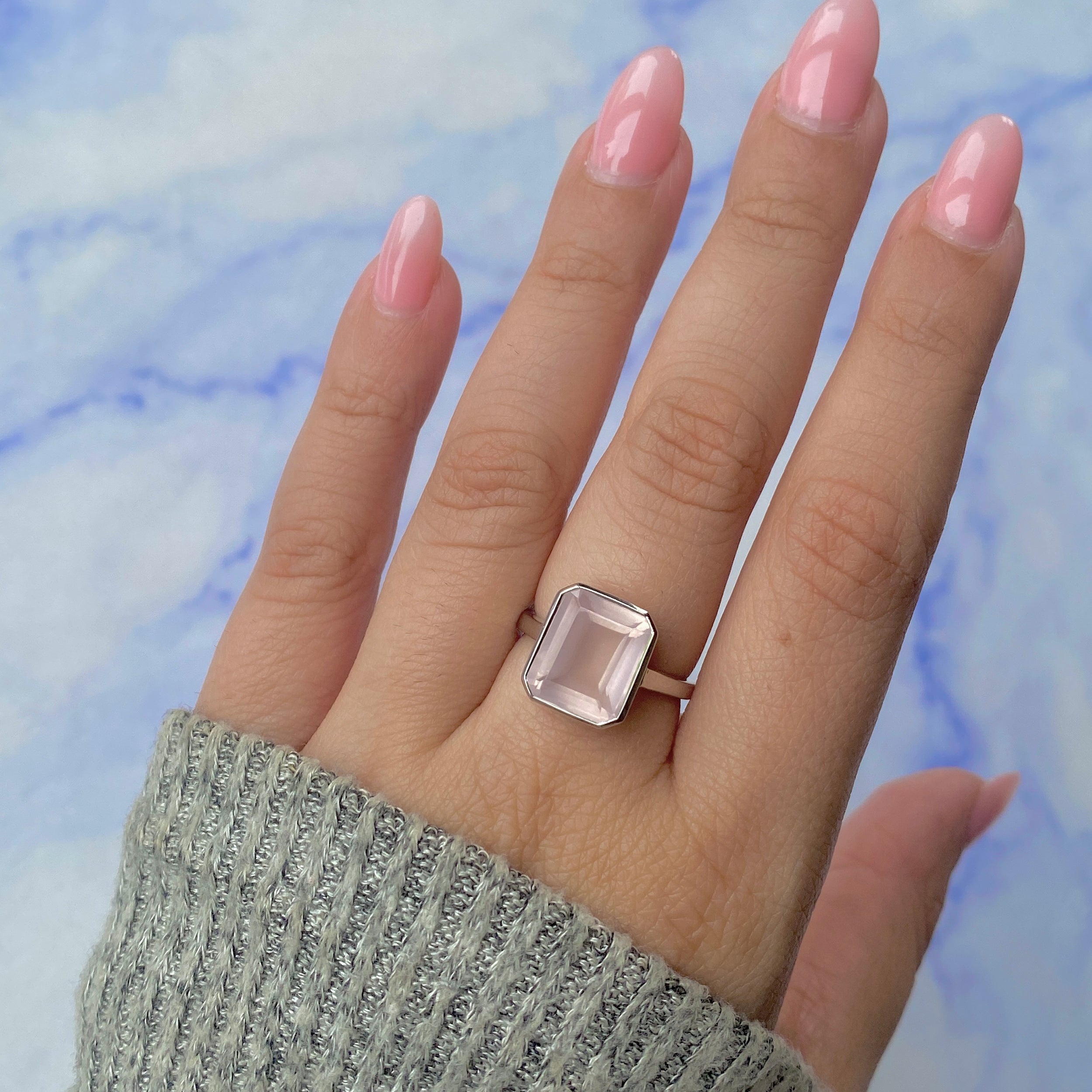 Rose Quartz Ring-(RSQ-RDR-1927.)