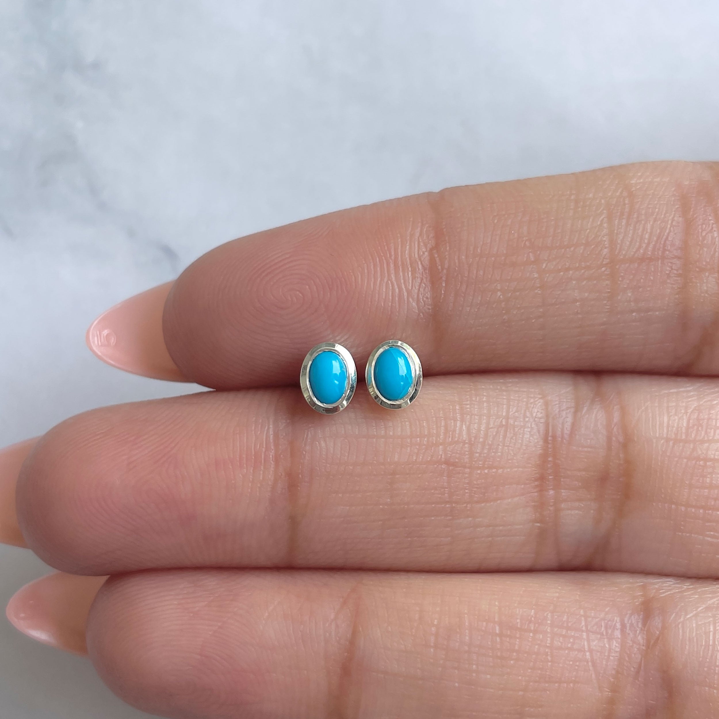 Turquoise Stud Earring-(TRQ-RDE-1107.)